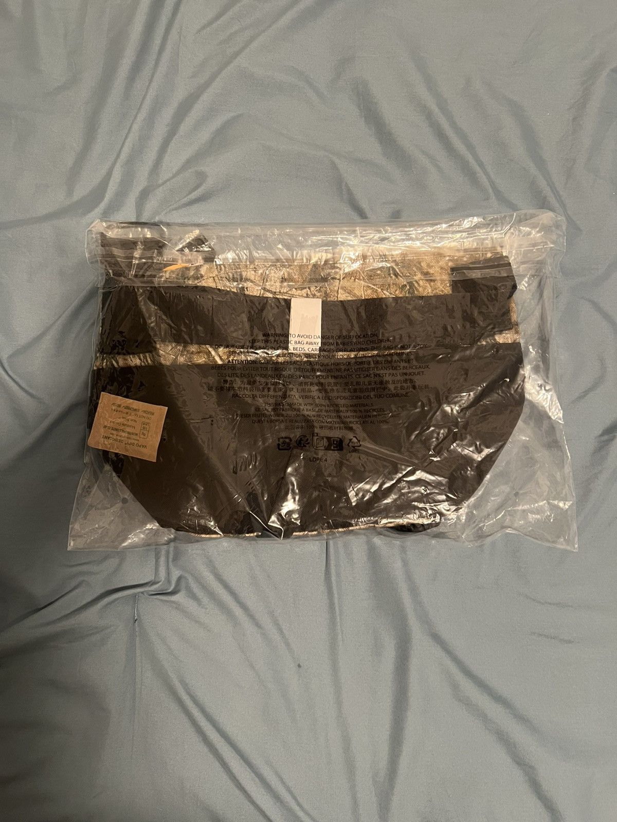 Supreme Supreme Denim Messenger Bag RealTree Camo Size ONE SIZE - 2 Thumbnail