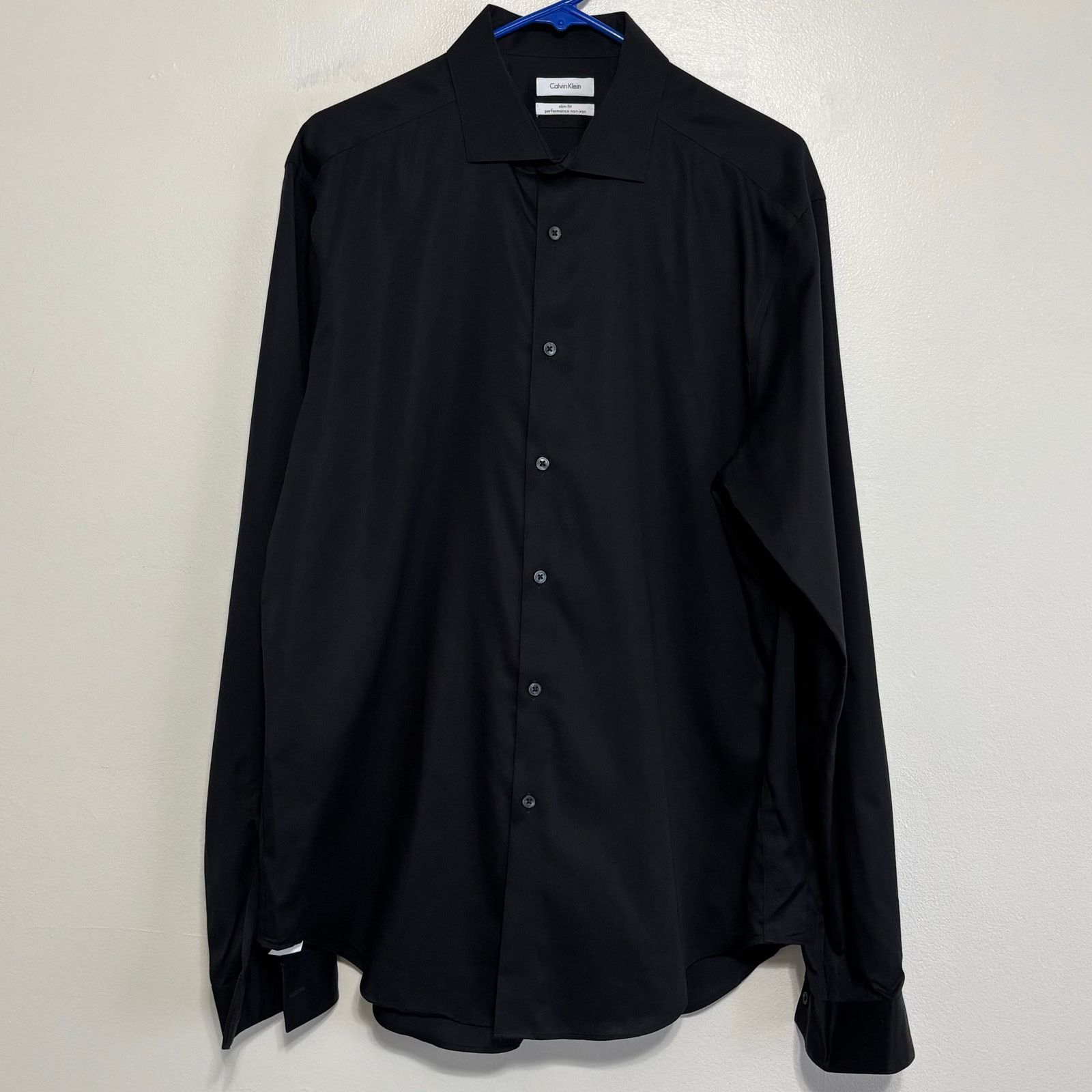 Calvin Klein Calvin Klein Black Slim Fit Button-Down Shirt 17 36/37 Size US XL / EU 56 / 4 - 1 Thumbnail