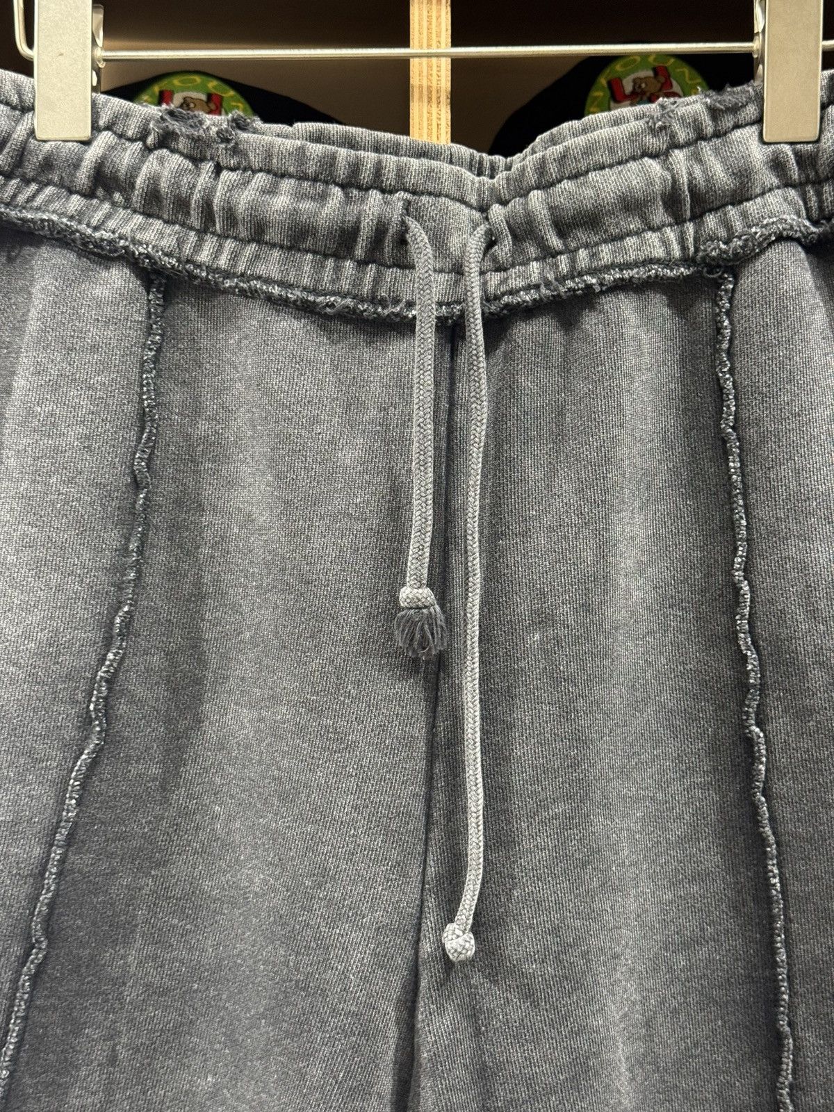 Zara Zara Destroyed Shorts Size US 36 / EU 52 - 3 Thumbnail
