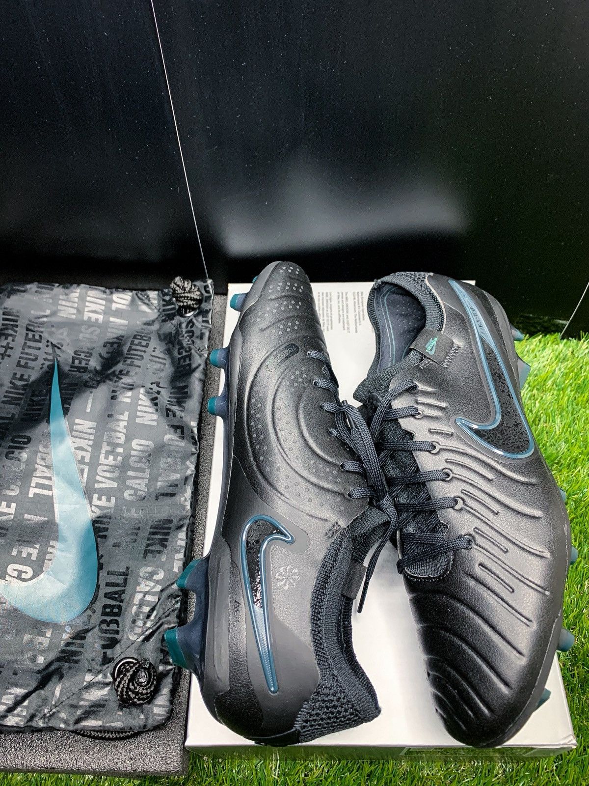 Nike Nike Tiempo Legend 10 Elite Size US 8.5 / EU 41-42 - 1 Thumbnail