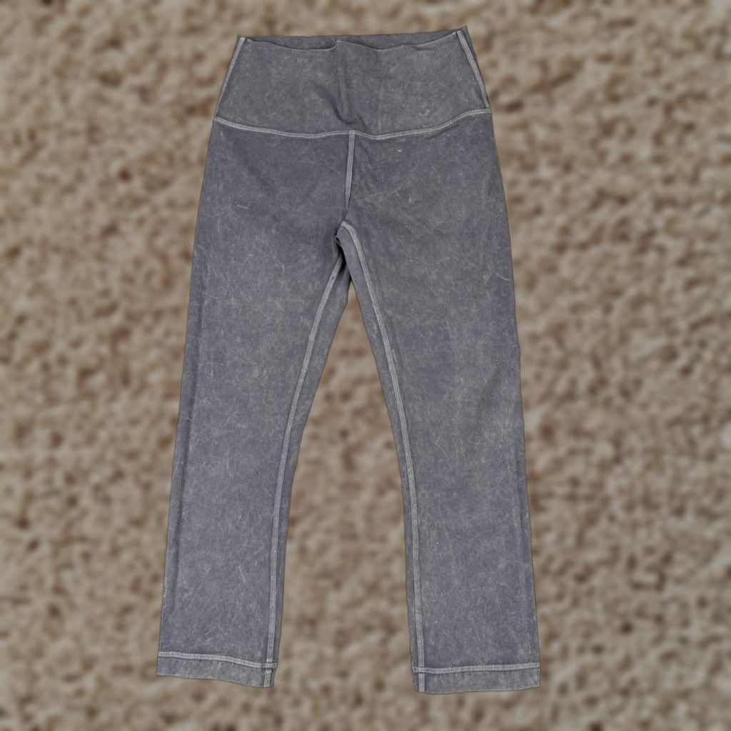 Lululemon Lululemon Wunder Under Pants Womens 4 Gray Hi-Rise 21" Crop Tight Leggings Yoga Gym & Training Womens) Size 27" / US 4 / IT 40 - 1 Thumbnail