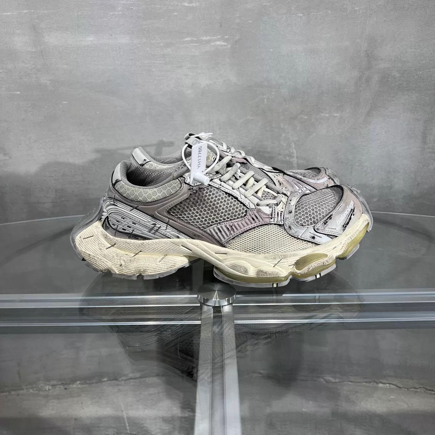 Balenciaga Balenciaga Stapler Dad Sneaker 40 YH17765 Size US 7 / EU 40 - 4 Thumbnail