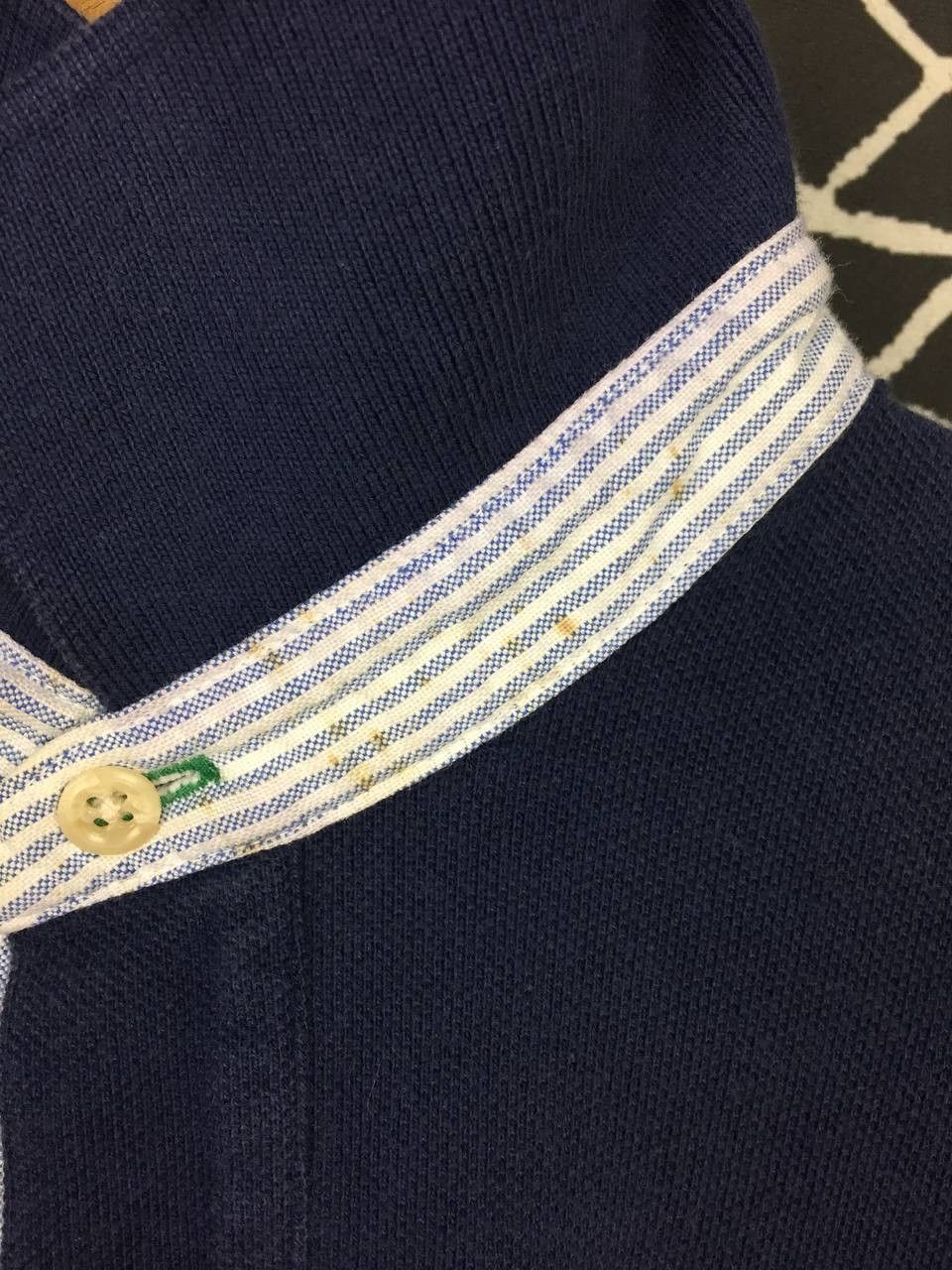 Tommy Hilfiger × Vintage Tommy Hilfiger Small Logo Casual Polo Tee Size US M / EU 48-50 / 2 - 5 Thumbnail