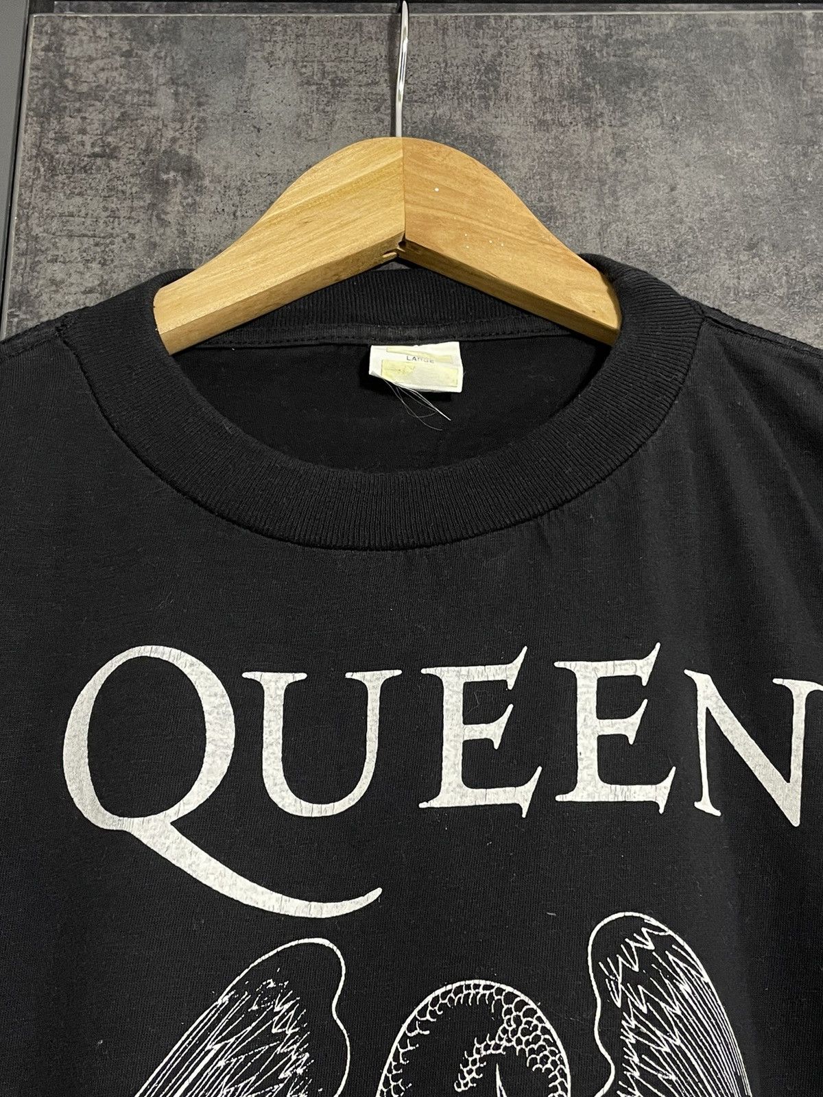 Vintage Vintage Queen Bohemian Rhapsody Freddie Mercury Rock T-Shirt Size US L / EU 52-54 / 3 - 8 Thumbnail
