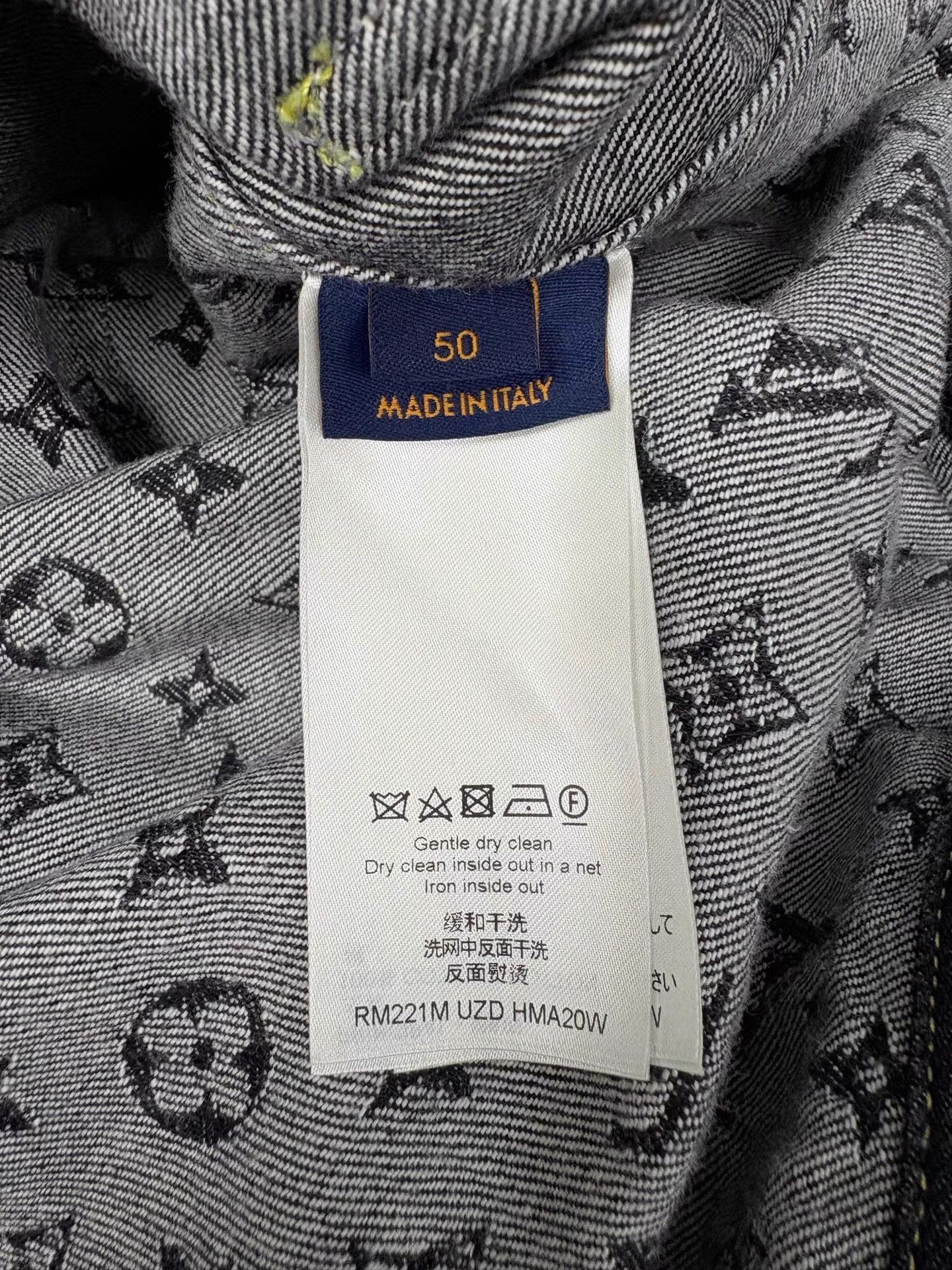 Louis Vuitton LOUIS VUITTON × NIGO Deconstructed Patchwork Denim Jacket Size US M / EU 48-50 / 2 - 5 Thumbnail