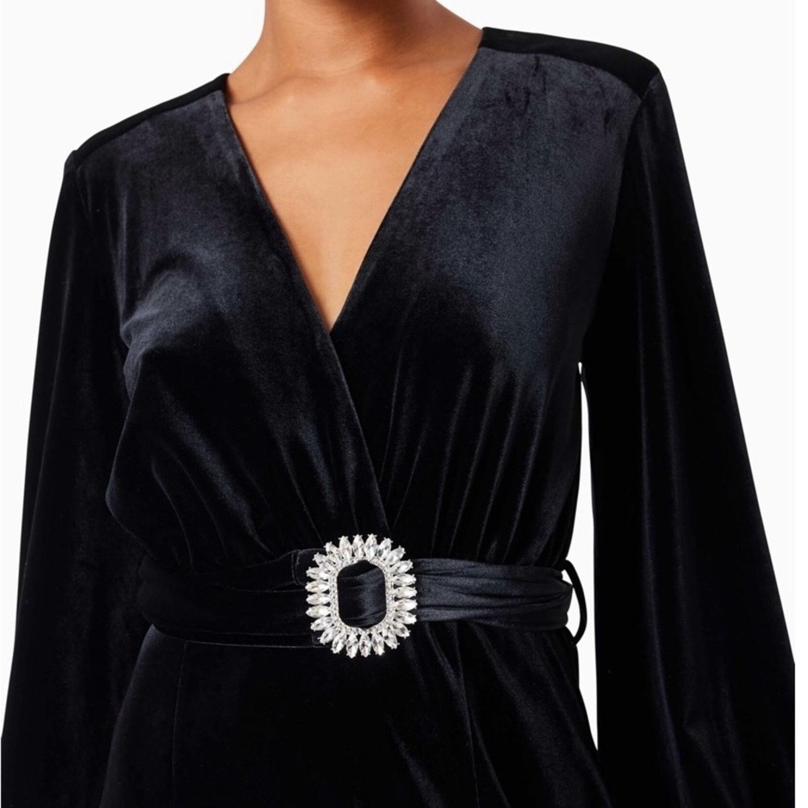 ELLIATT NWT Elliatt Velvet MaxiDress size S (belt w small call out) Size S / US 4 / IT 40 - 6 Thumbnail