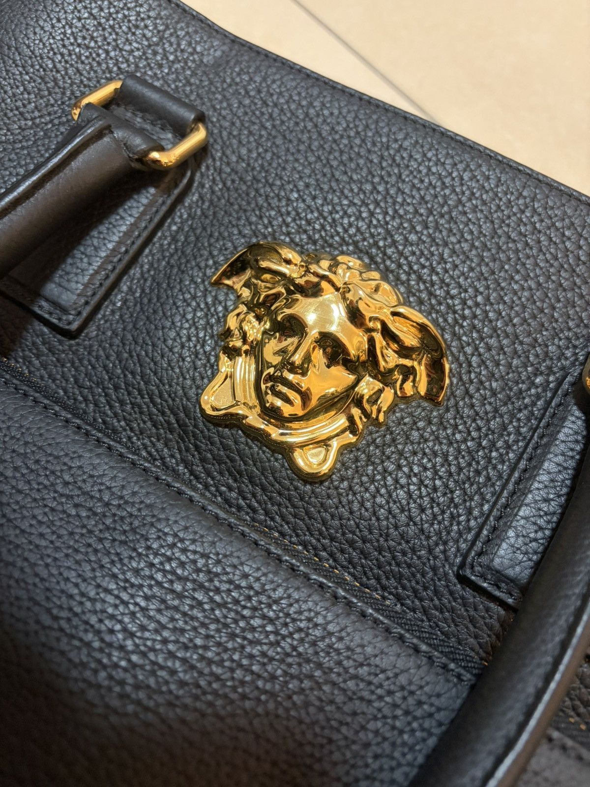 Versace Versace Shoulder Bag Size ONE SIZE - 2 Thumbnail
