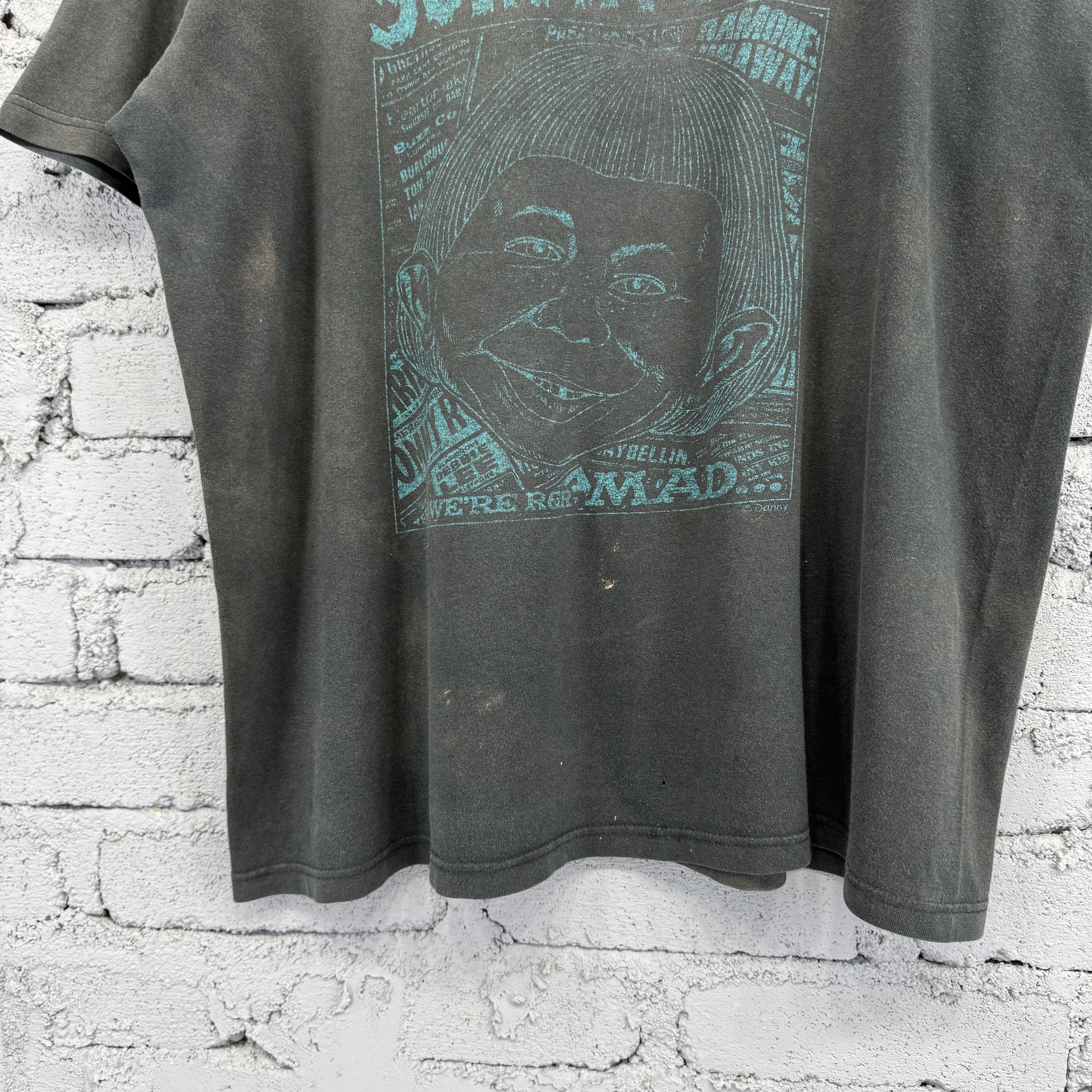 Japanese Brand The 50kaitenz Tour Back To The Kids Sunfaded Tshirt Size US XL / EU 56 / 4 - 5 Thumbnail