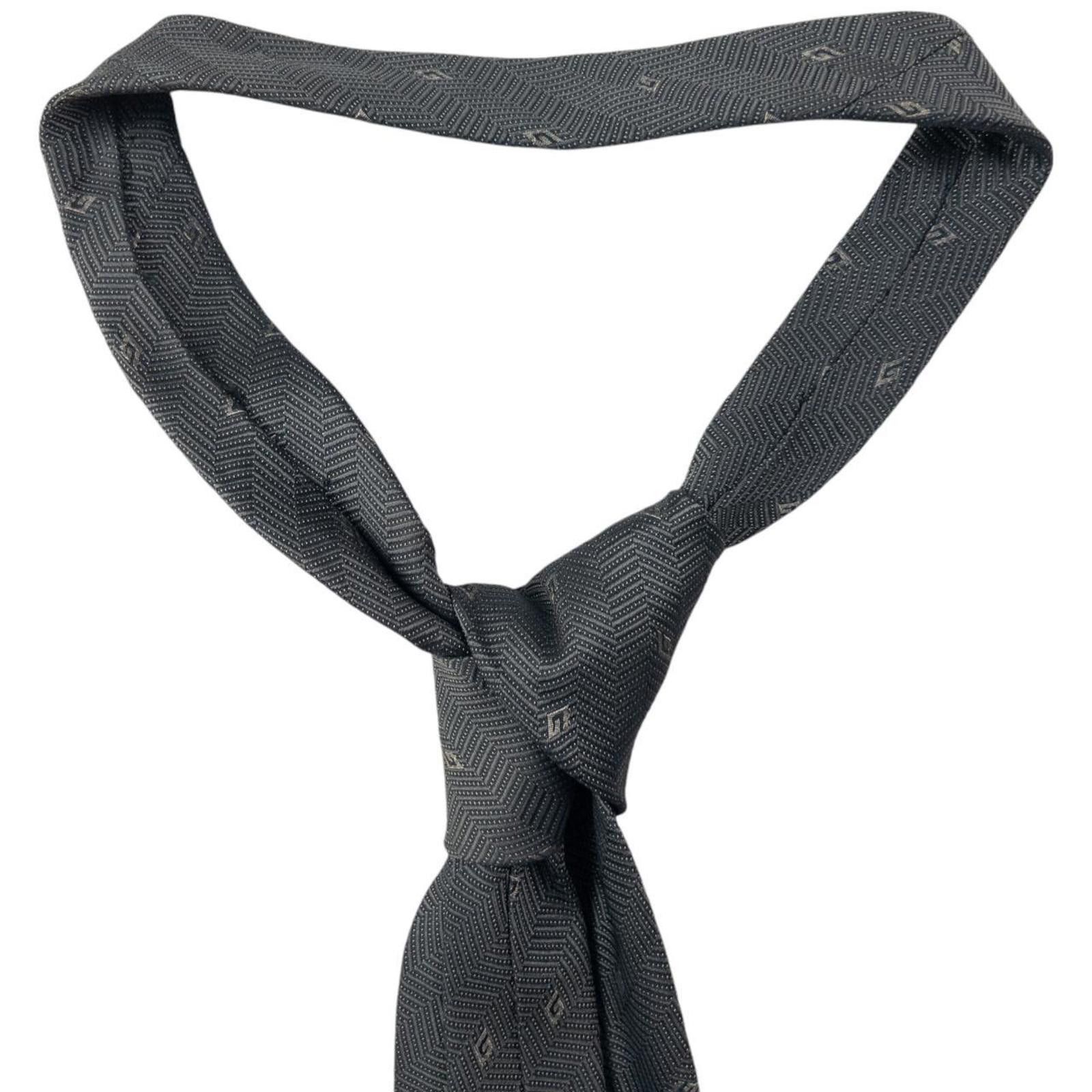 Gucci Vintage Gucci Monogram Zigzag Silk Tie Size ONE SIZE - 3 Thumbnail