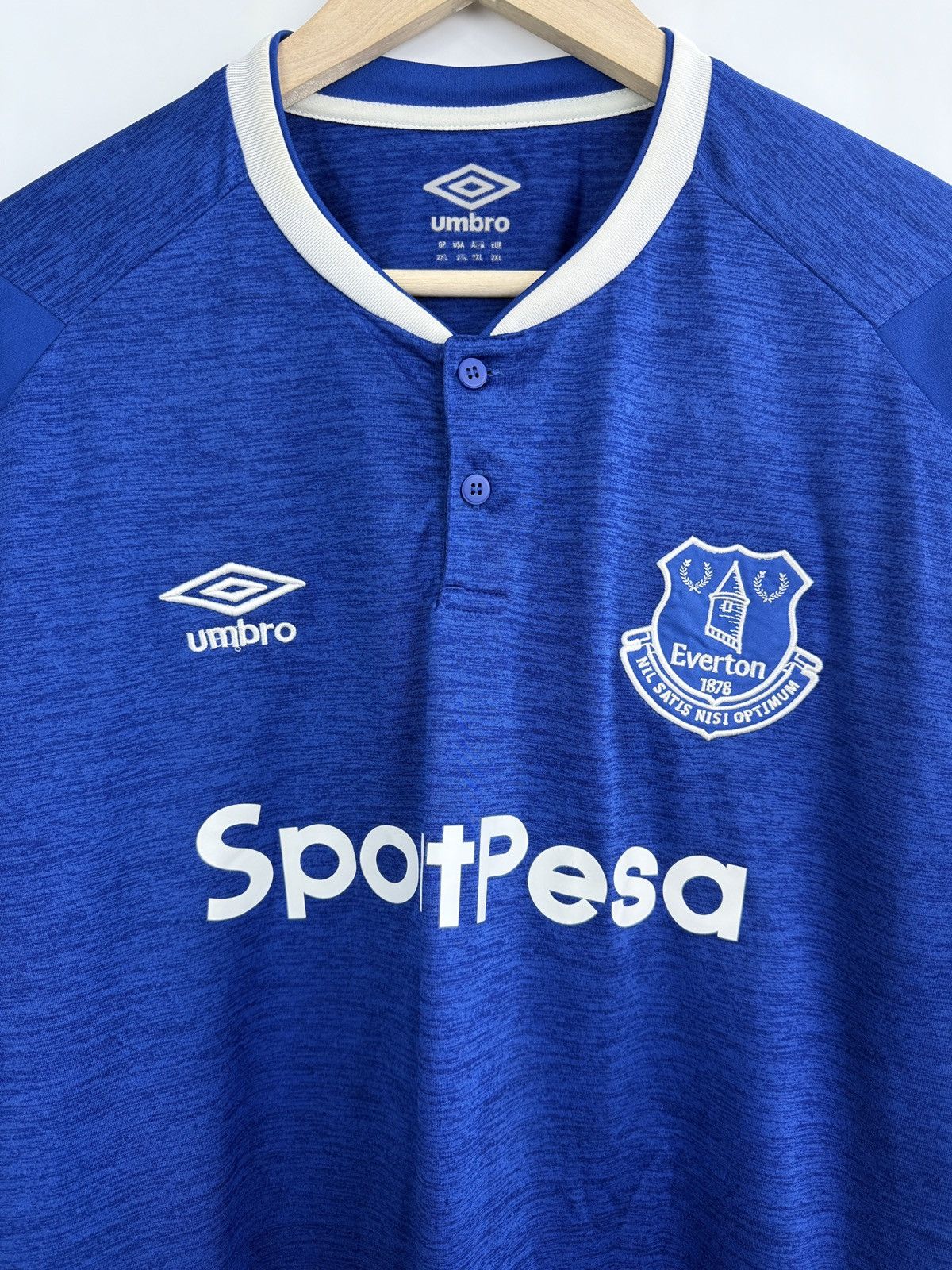 Umbro 🏴󠁧󠁢󠁥󠁮󠁧󠁿 2018 Umbro Everton Premier League Home Soccer Jersey Rare Size US XXL / EU 58 / 5 - 4 Thumbnail