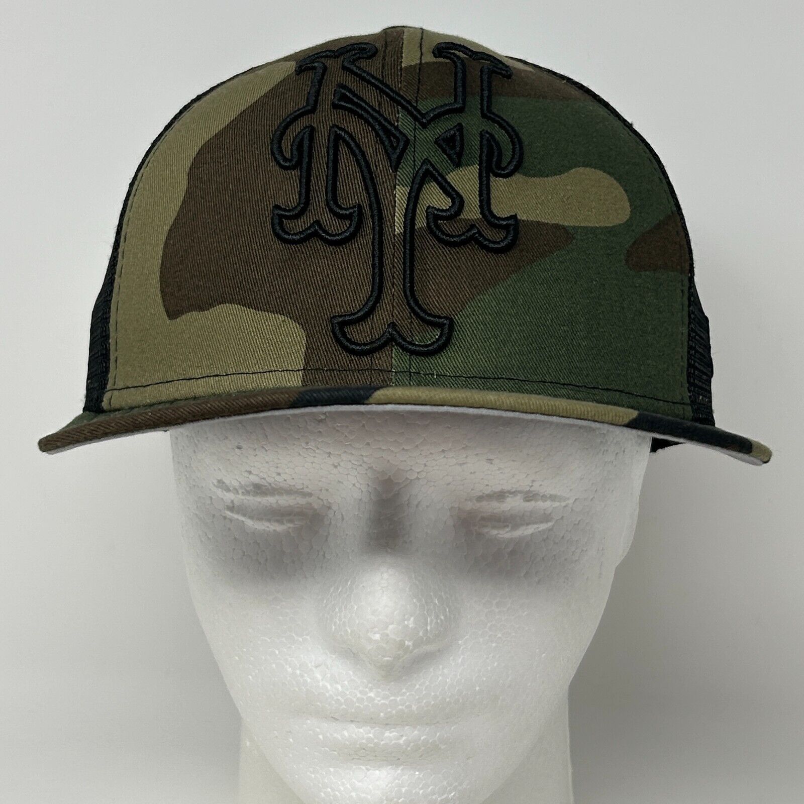 New Era New York NY Mets Camo Trucker Hat Baseball Cap Green 7 1/4 Size ONE SIZE - 2 Thumbnail