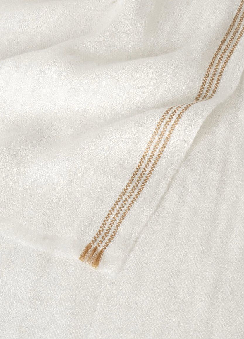 Loro Piana o1srvl11e0325 FAN9717 Size: OS / Sciarpa Scarf in White Size ONE SIZE - 3 Thumbnail