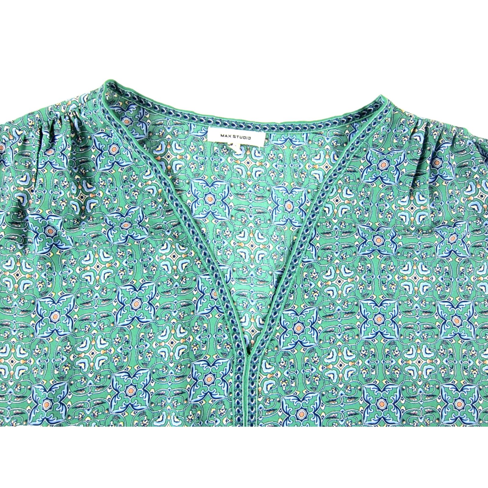 Vintage Max Studio Blouse Shirt Women 3X V-Neck Short Sleeve Floral Green Blue Pink Casual Polyester 100% Size XXL / US 16-18 / IT 52-54 - 4 Thumbnail
