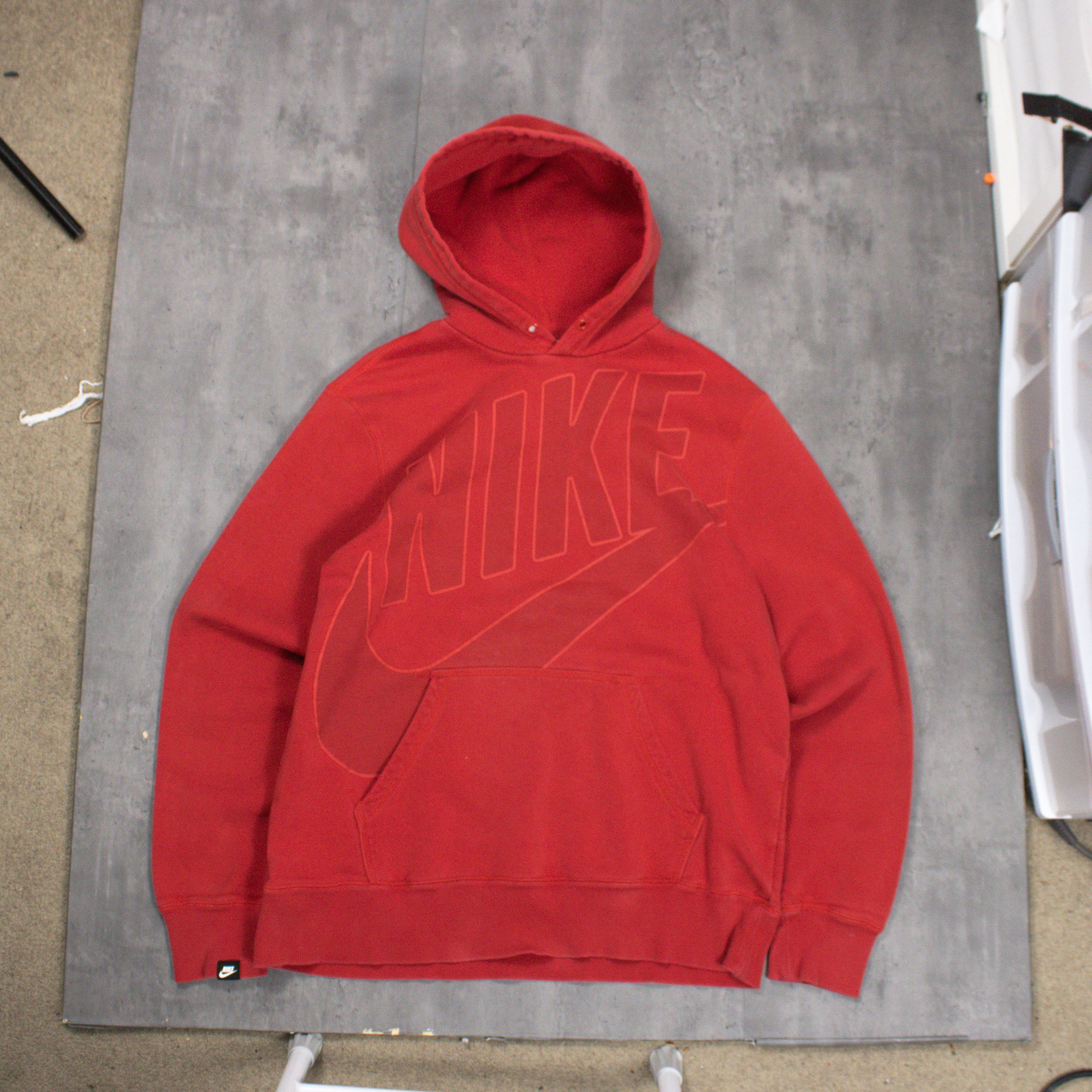Nike Y2K 2000's 00's Nike Big Logo Baggy Oversize Red Hoodie Size US L / EU 52-54 / 3 - 2 Thumbnail