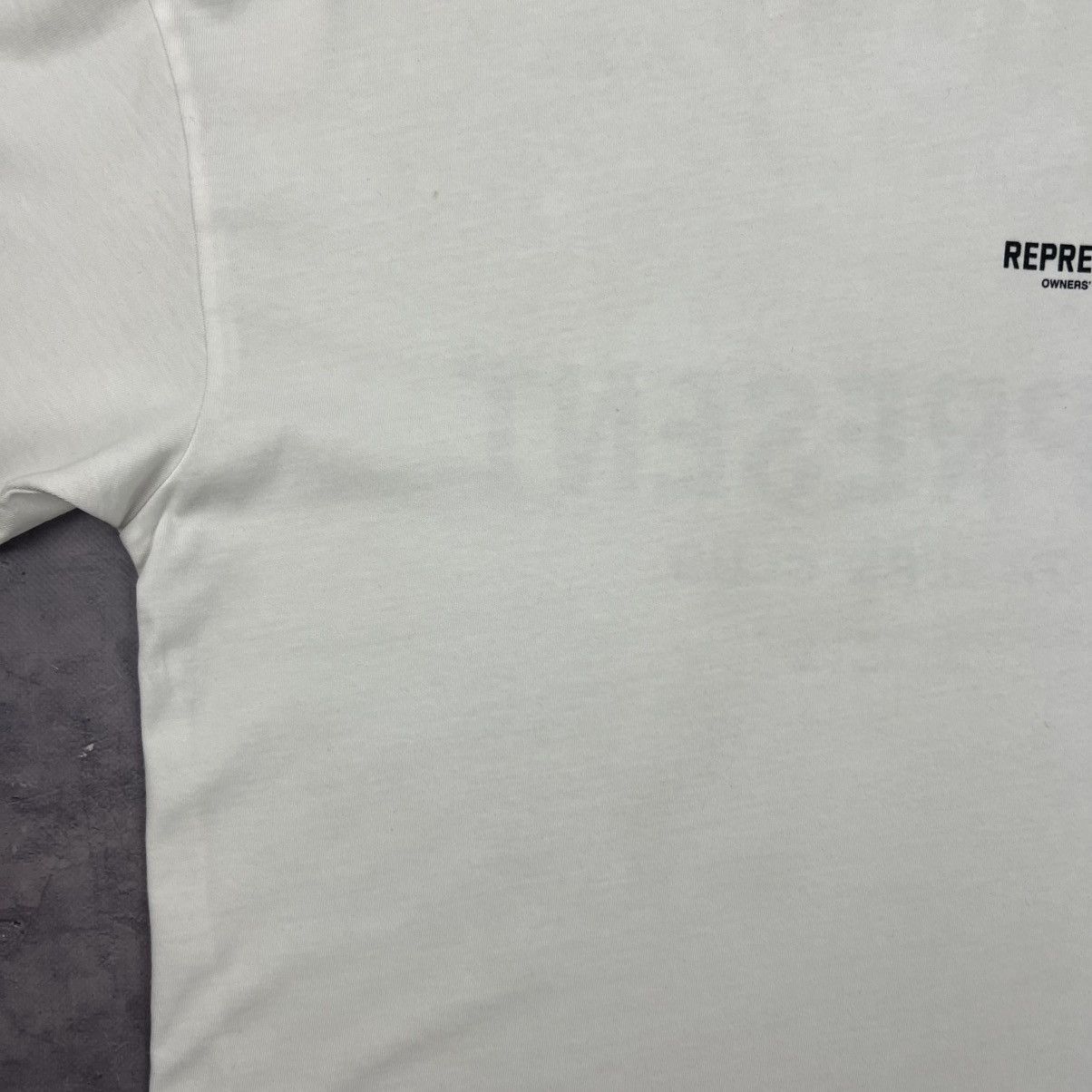 Represent Clo. Rare! Represent Luxury Big Logo Tee Size US M / EU 48-50 / 2 - 17 Thumbnail