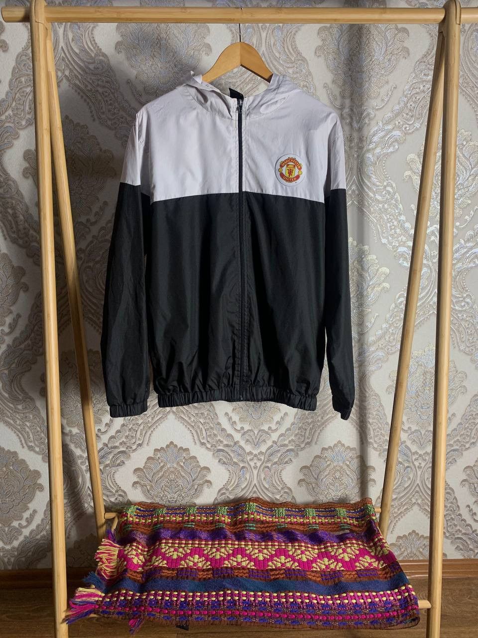 Vintage VERY RARE FC MANCHESTER UNITED ENGLAND SOCCER LIGHT JACKET Size US L / EU 52-54 / 3 - 1 Thumbnail