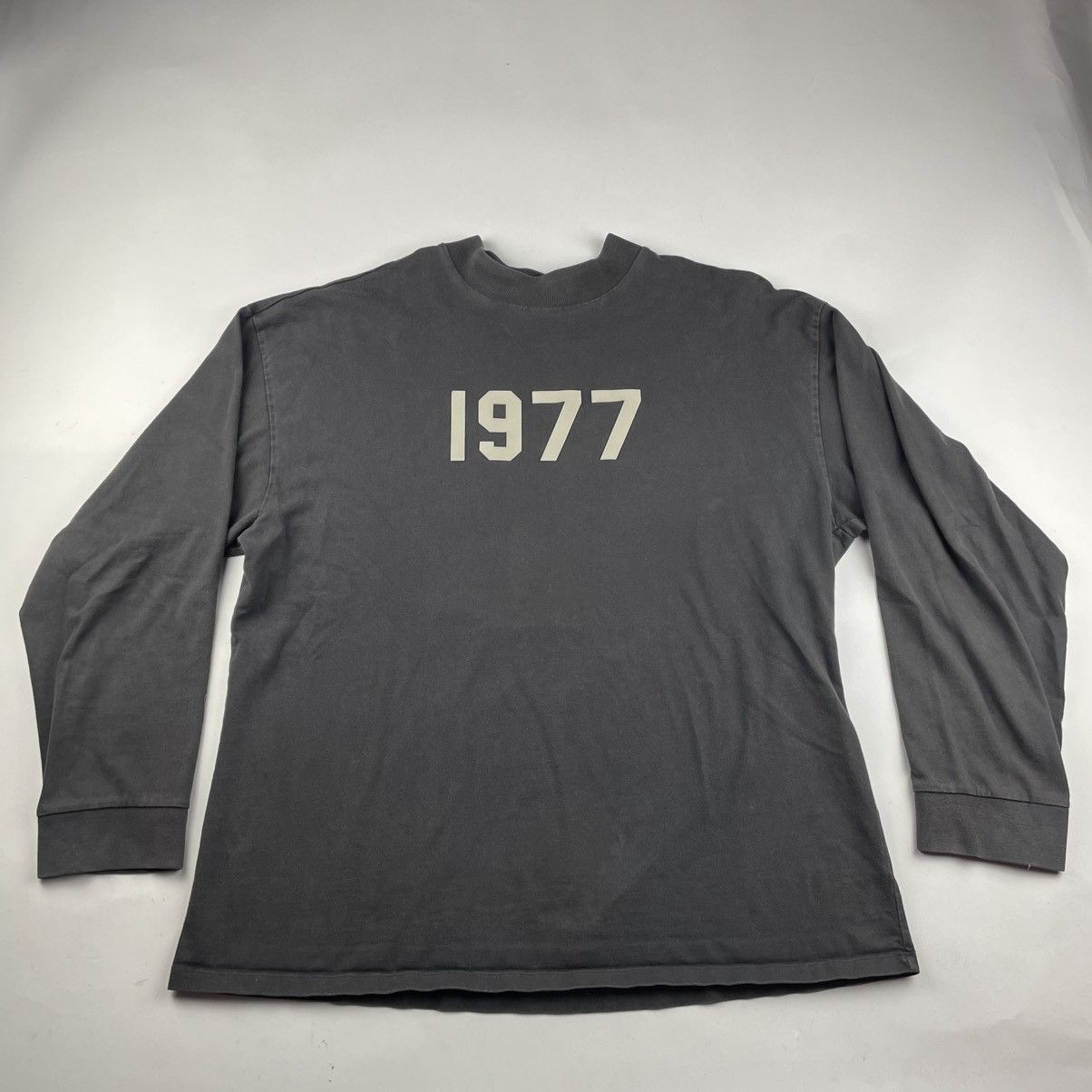 essentials fear of god 1977 ラガーシャツ Fear of God Essentials 1977 Rugby Wheat Men's - SS22 - US
