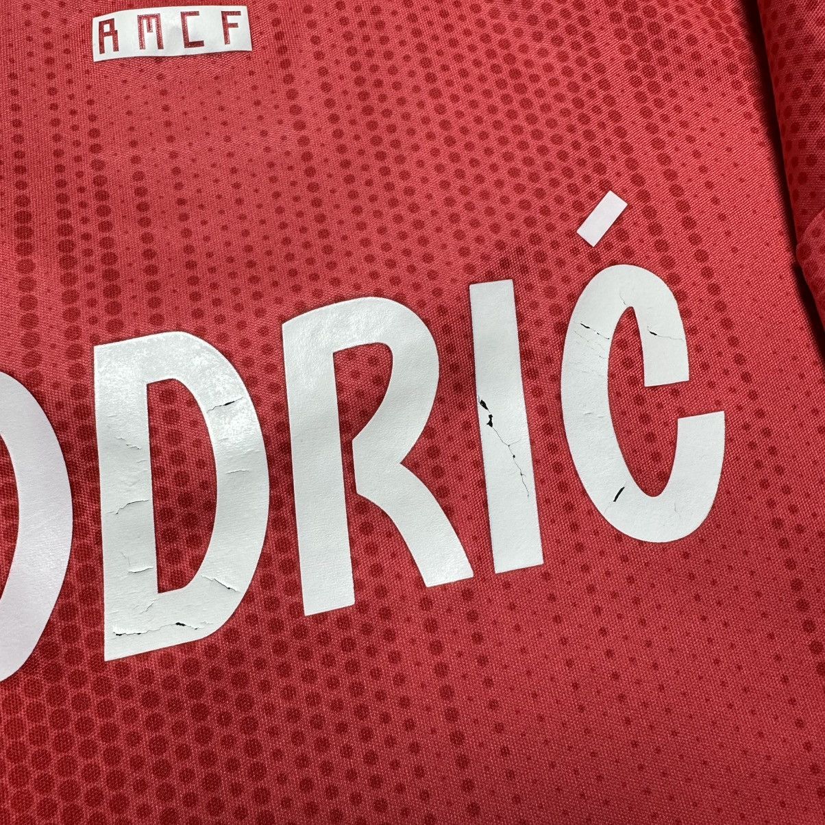 Adidas REAL MADRID ADIDAS x PARLEY 2018/2019 3rd JERSEY #10 MODRIC Size US S / EU 44-46 / 1 - 15 Thumbnail