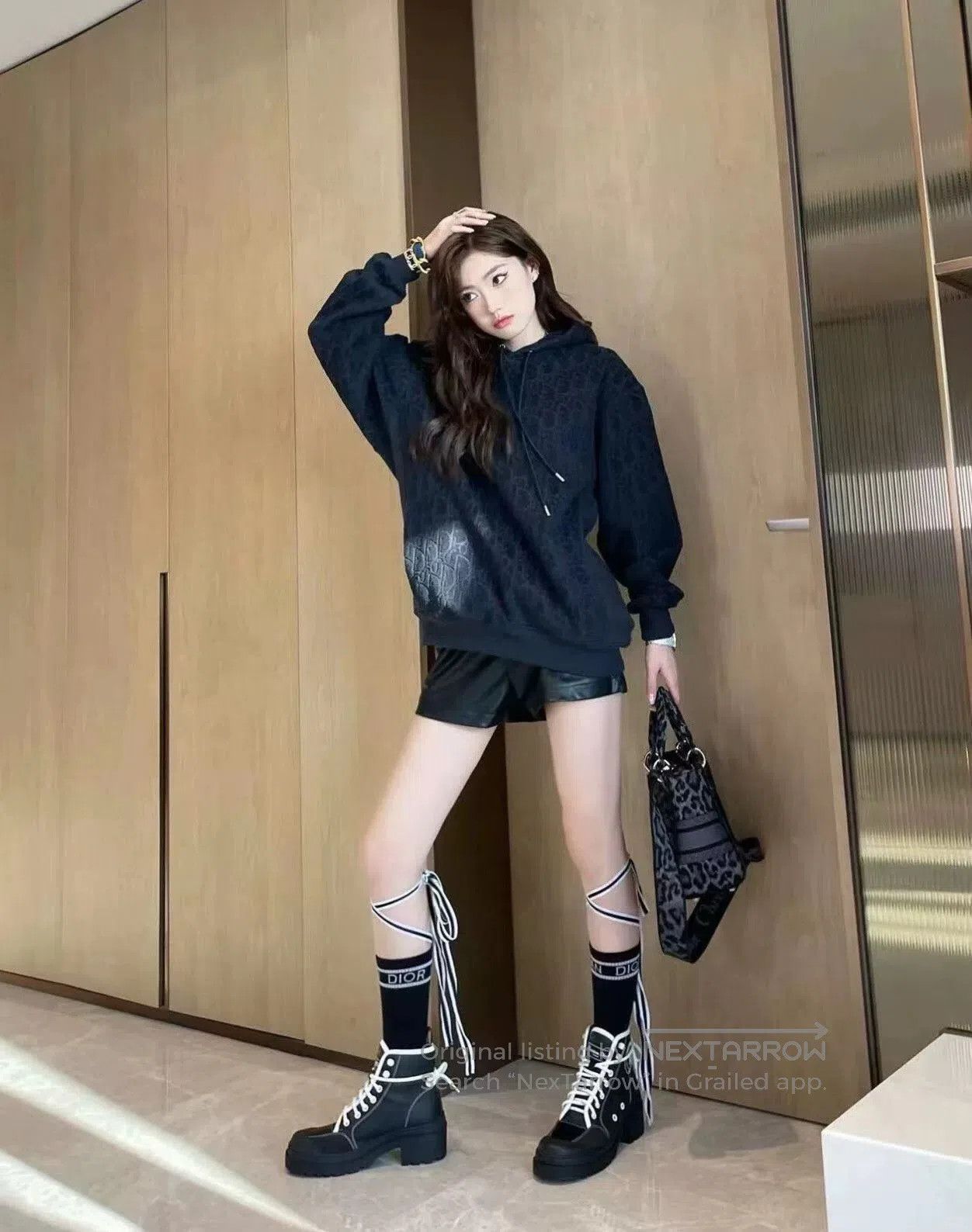 Dior dior oblique embossed logo hoodie sweatshirt. Size US S / EU 44-46 / 1 - 9 Thumbnail