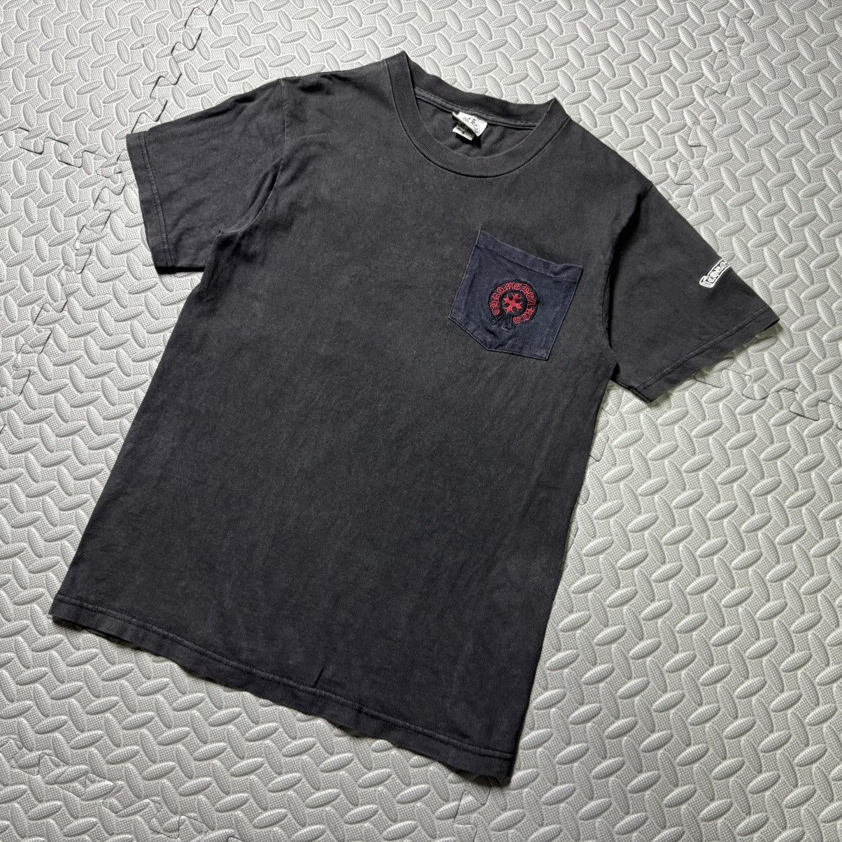 Chrome Hearts RARE! 90s EMBROIDERED HORSESHOE POCKET TEE Size US S / EU 44-46 / 1 - 3 Thumbnail