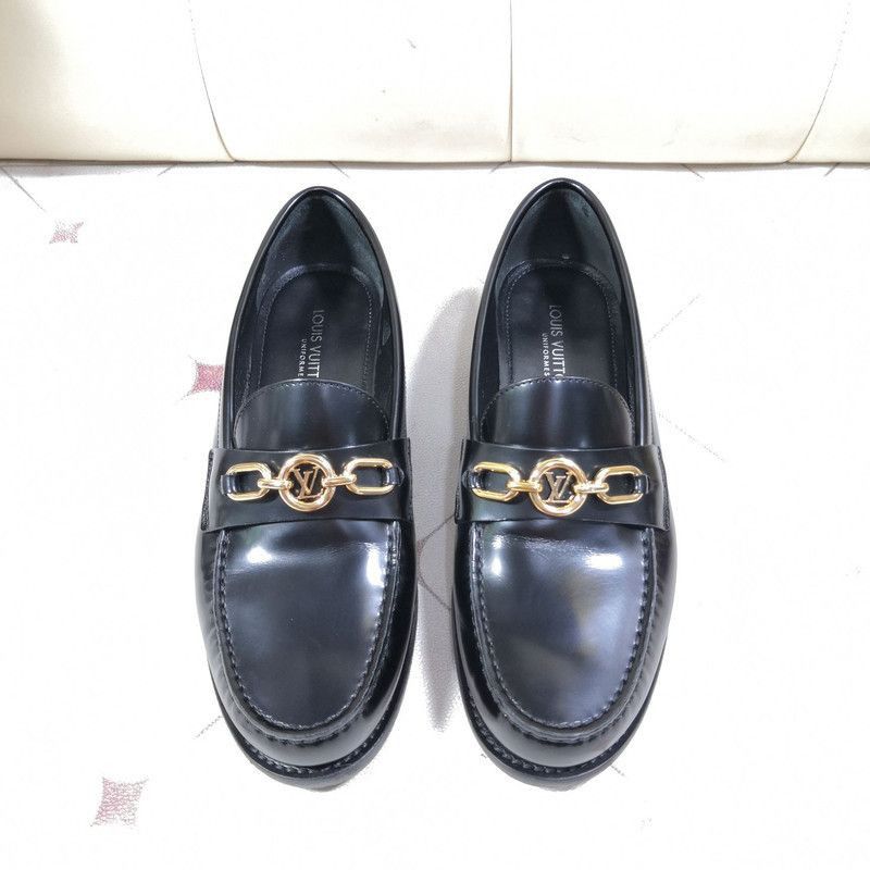 Louis Vuitton Louis Vuitton Black Leather Loafers for Women Size US 6 / IT 36 - 1 Thumbnail