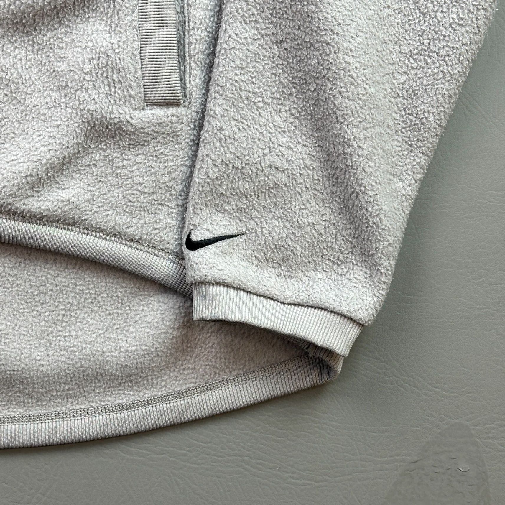 Nike Nike Hoodie Women's Medium Gray Therma Fleece Full Zip Cozy Activewear Swoosh Size M / US 6-8 / IT 42-44 - 3 Thumbnail