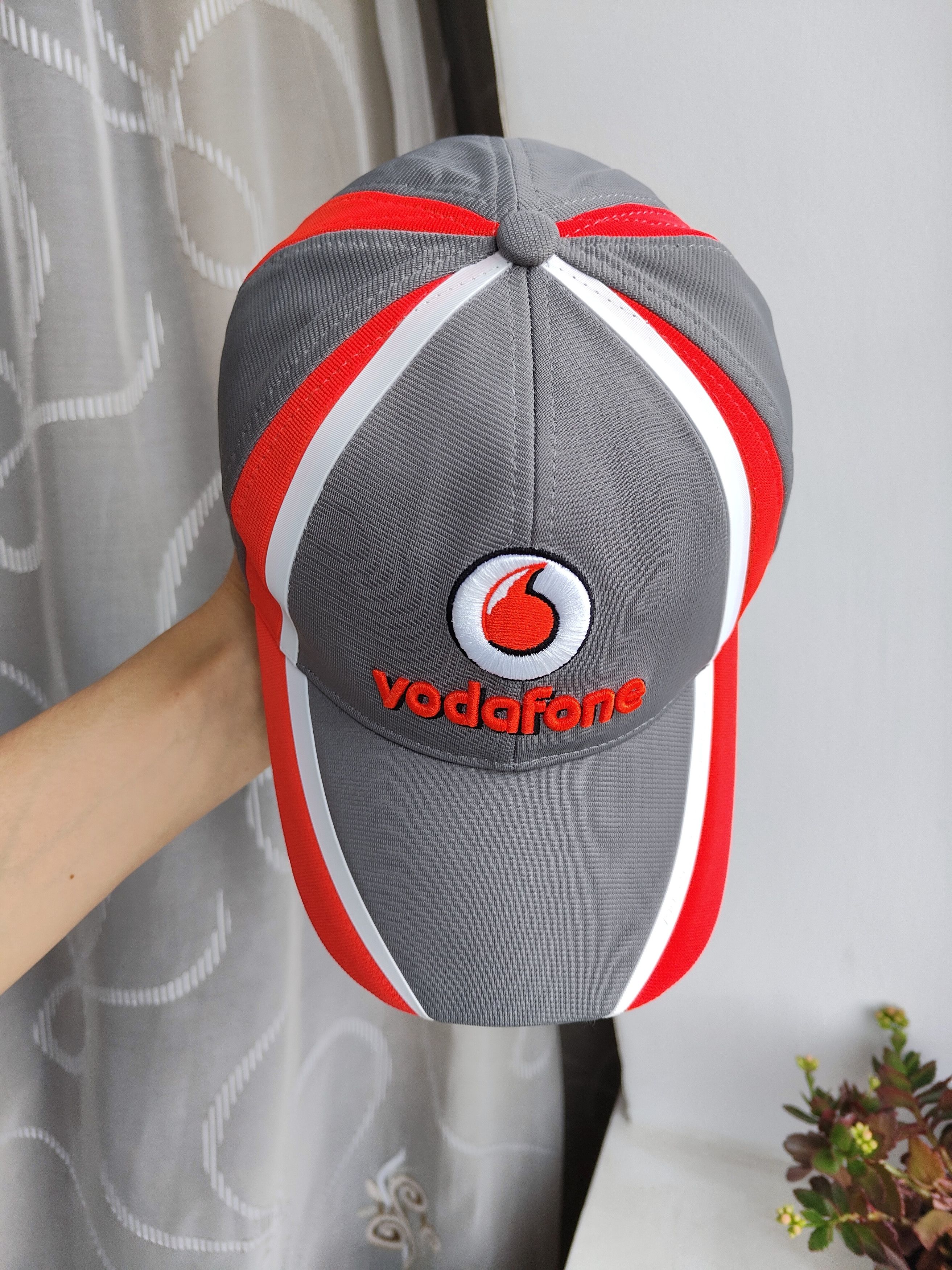 Formula 1 Vodafone McLaren Mercedes MP4-27 F1 Racing Formula 1 Cap Size ONE SIZE - 7 Thumbnail