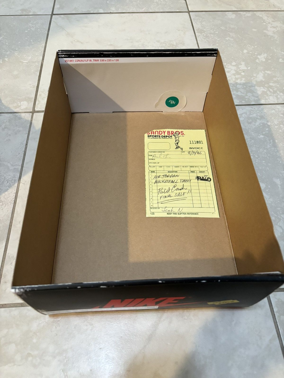 Jordan Brand new Air Jordan 1 Retro High OG Chicago Lost and Found shoes Size US 9.5 / EU 42-43 - 19 Thumbnail