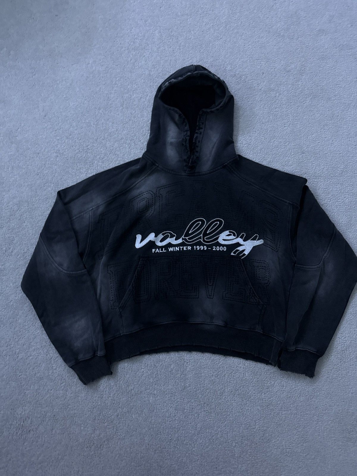 Vale Vale Forever Black Midnight Pullover Hoodie Valley Dreams Size US S / EU 44-46 / 1 - 1 Thumbnail