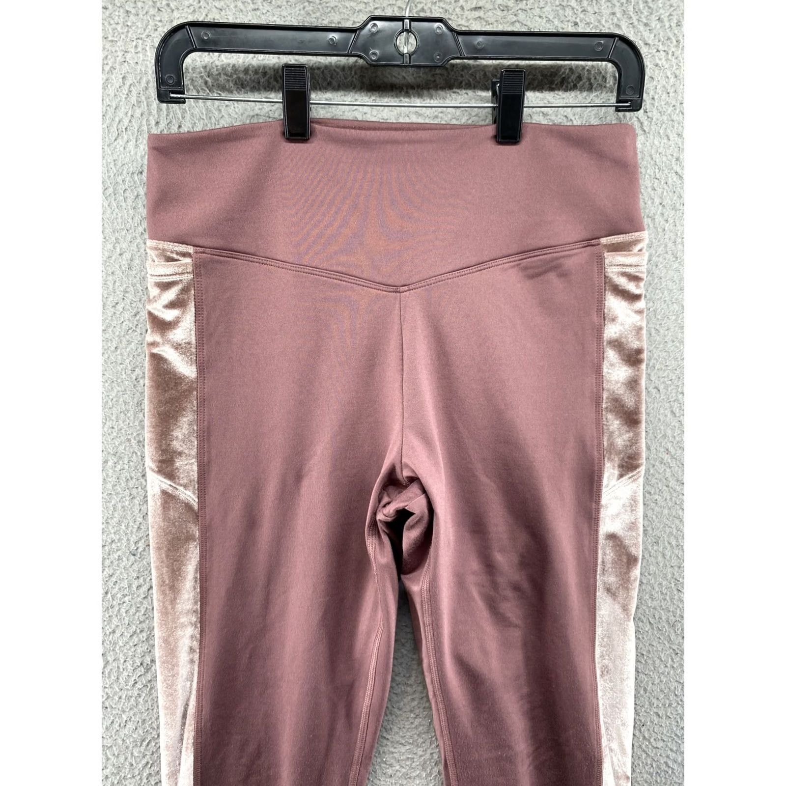 Victoria's Secret Victoria's Secret PINK Cozy Leggings Women's Size L Multicolor Athletic Ankle Pants Girls Mens Womens? Size 36" / US 14 / IT 50 - 3 Thumbnail