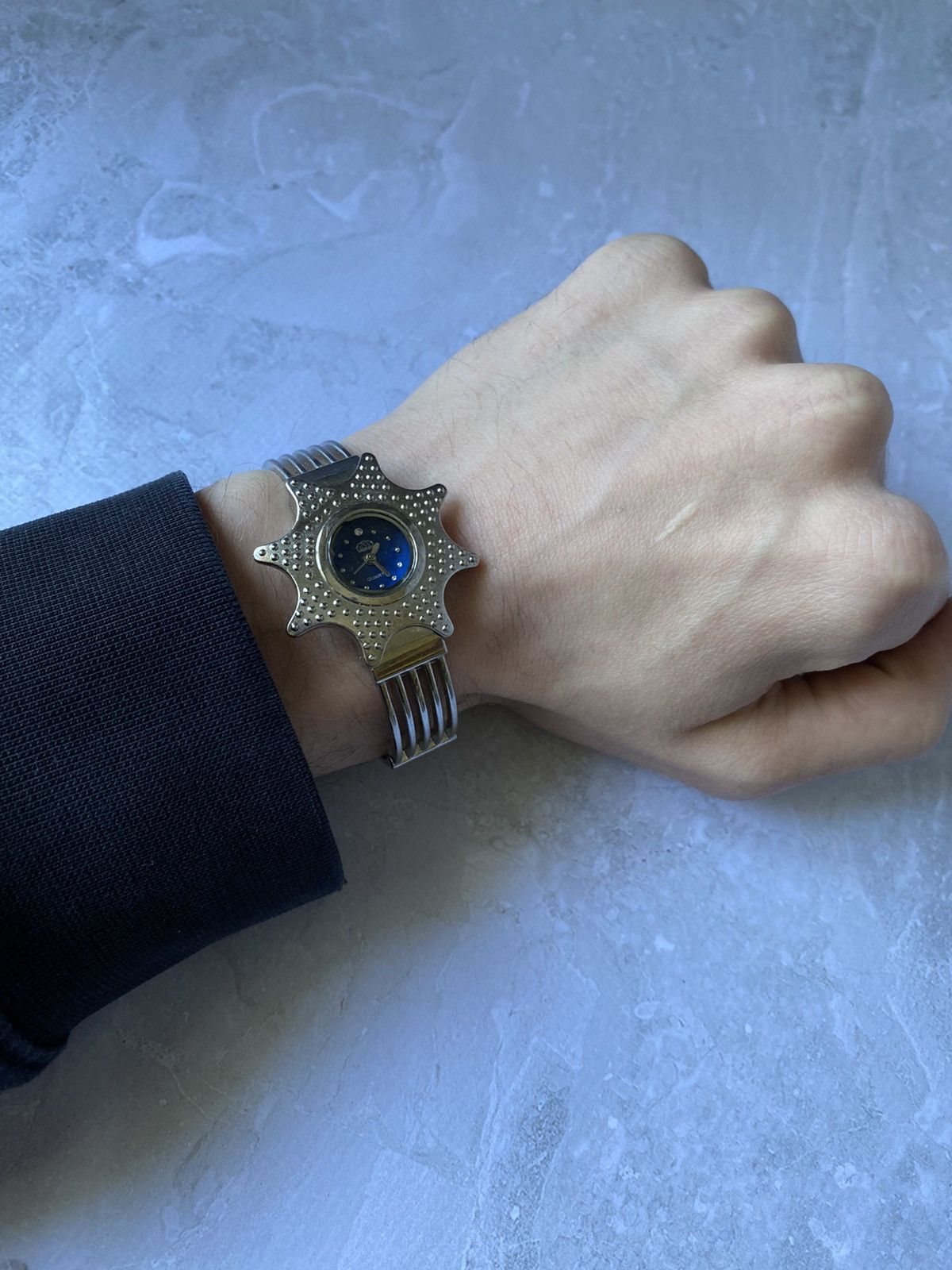 Japanese Brand × Jewelry × Vintage Futuristic Bracelet Watch with Blue Dia Size ONE SIZE - 1 Thumbnail