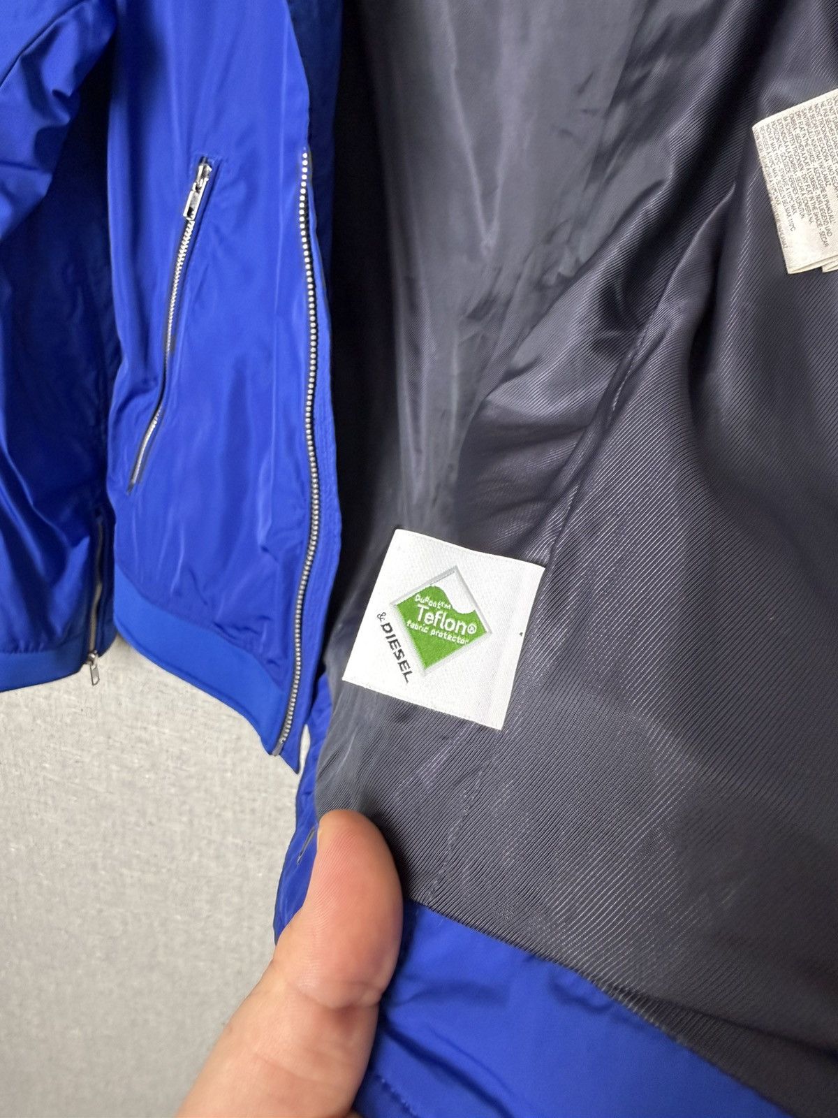 Diesel Diesel Blue Nylon Bomber Jacket Men’s Size M with Logo Patch Size US M / EU 48-50 / 2 - 22 Thumbnail
