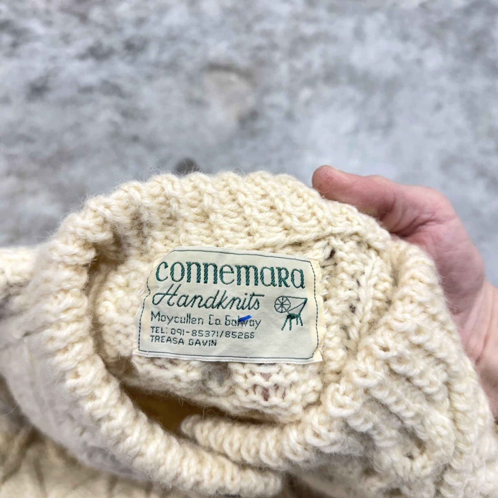 Vintage Connemara Handknits Sweater Cardigan Womens M White Aran Wool Irish Knit Size M / US 6-8 / IT 42-44 - 3 Thumbnail