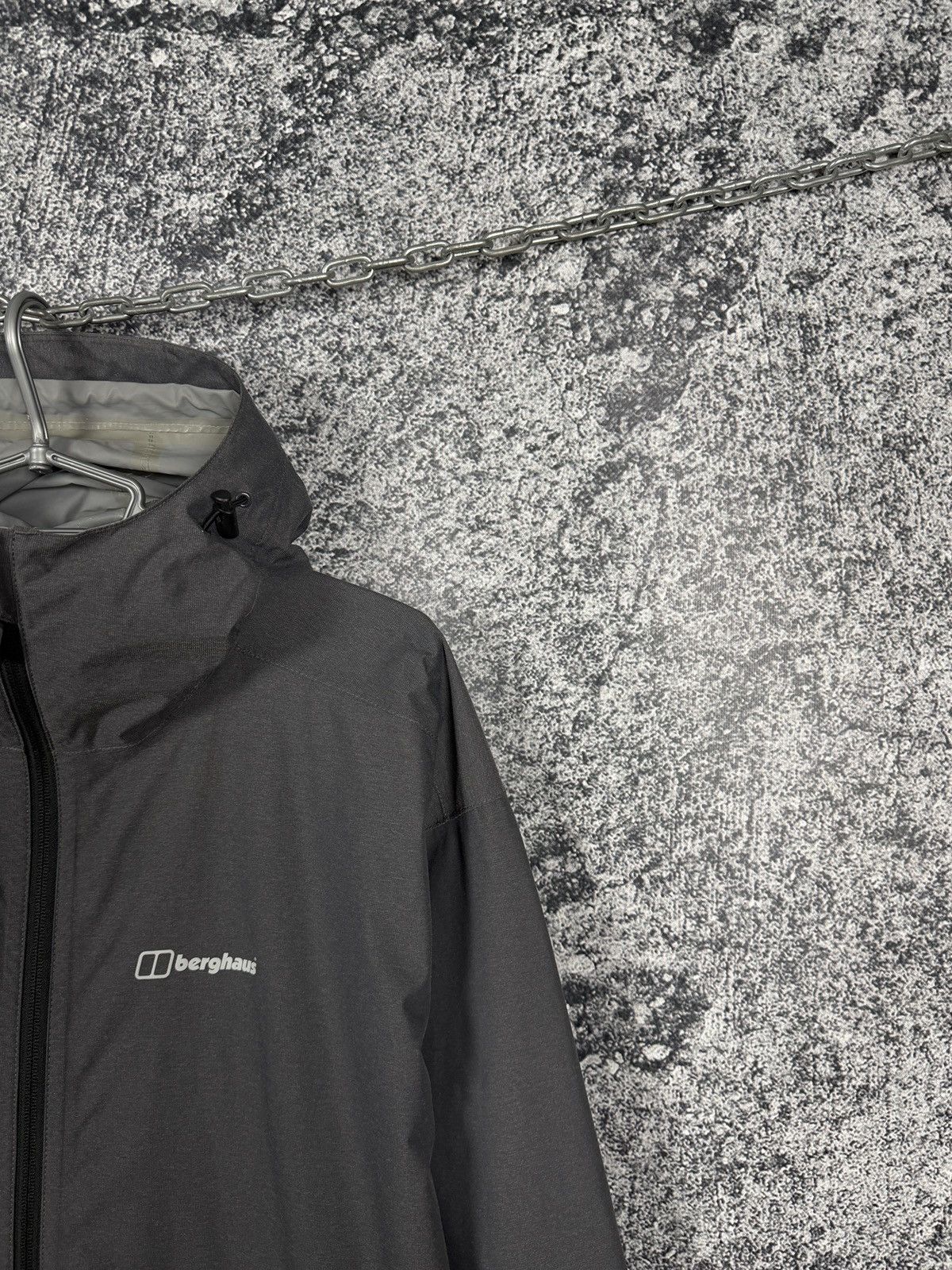 Berghaus Berghaus Lightweight Jacket Waterproof Windbreaker Gray XXL Size US XXL / EU 58 / 5 - 2 Thumbnail