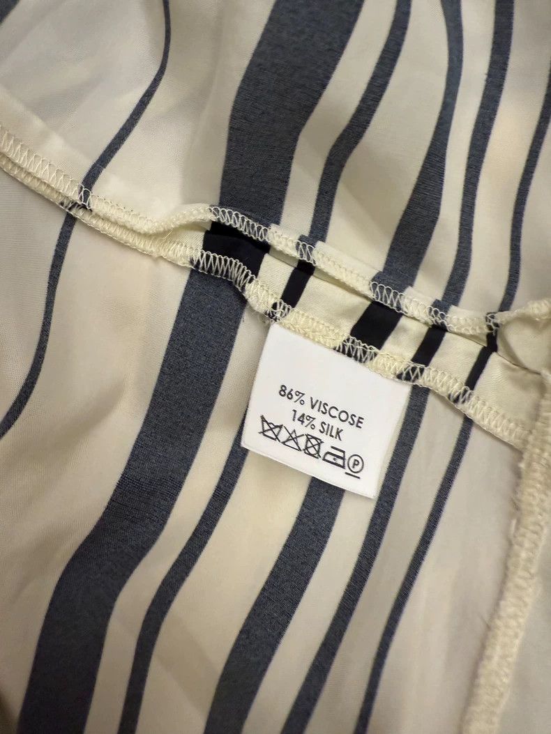 Dries Van Noten dries van noten size:34 Silk sleeveless top 2506-Nextarrow Size XXS / US 00 / IT 34 - 9 Thumbnail
