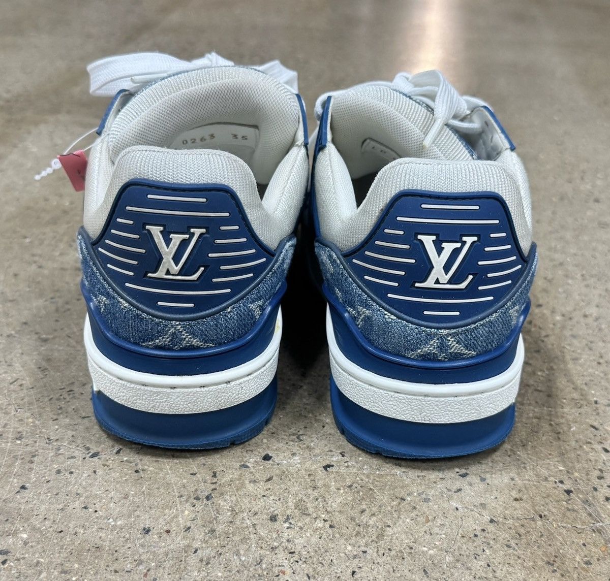 Louis Vuitton LV Louis Vuitton Trainer Denim size35 Size US 5 / IT 35 - 6 Thumbnail