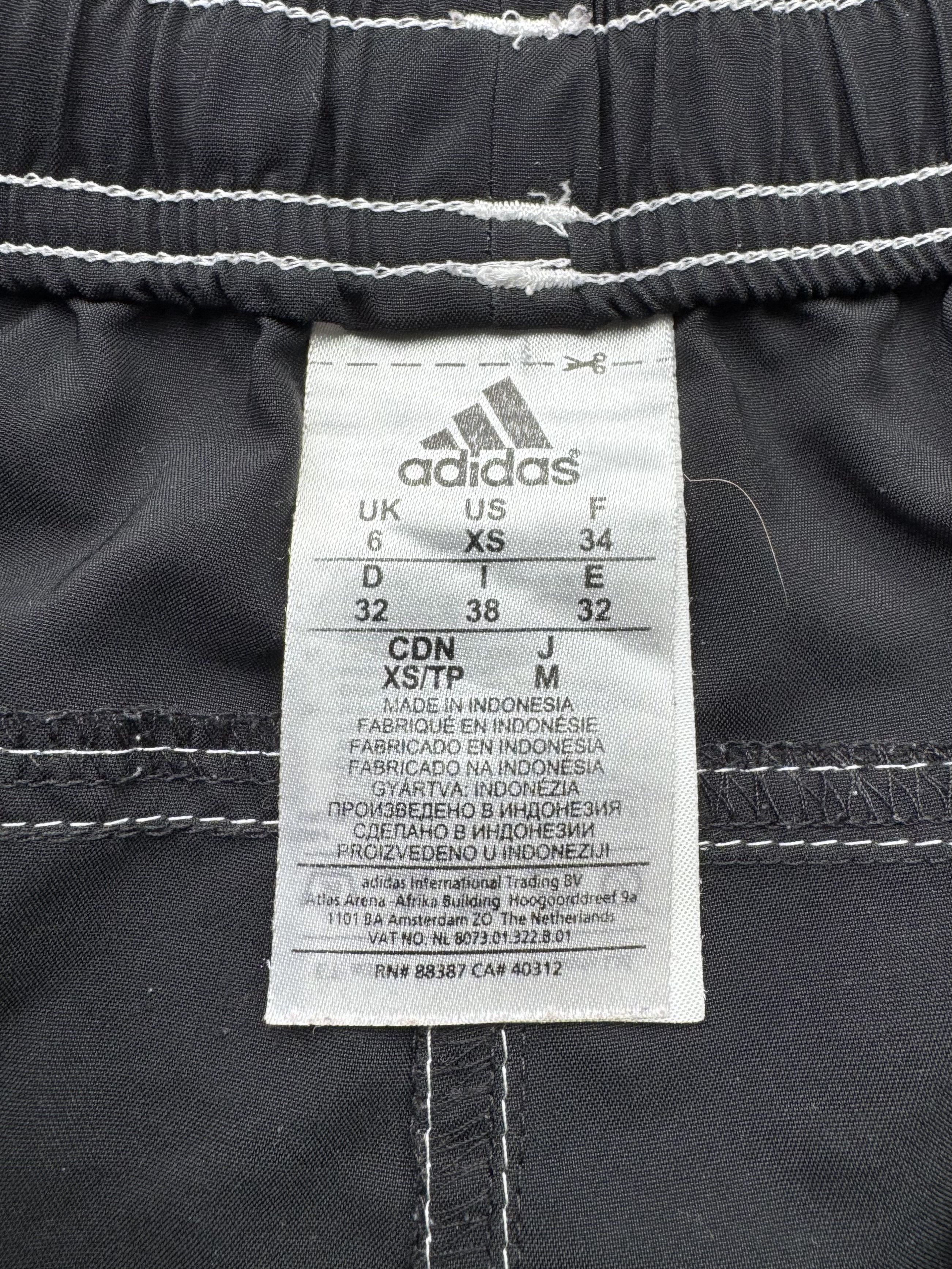 Adidas Adidas Hype Vintage Mini Shorts C469(V543)(E8) Size 26" / US 2 / IT 38 - 4 Thumbnail