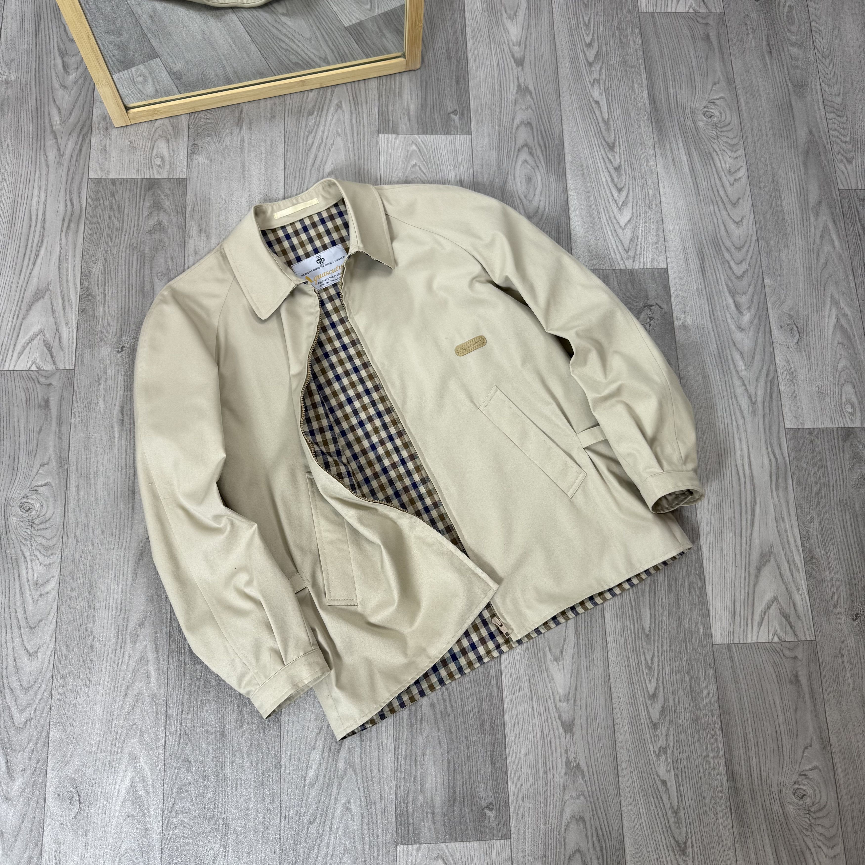 Aquascutum Vintage Aquasqutum 90s Old Money Women's Beige Jacket Size M / US 6-8 / IT 42-44 - 2 Thumbnail