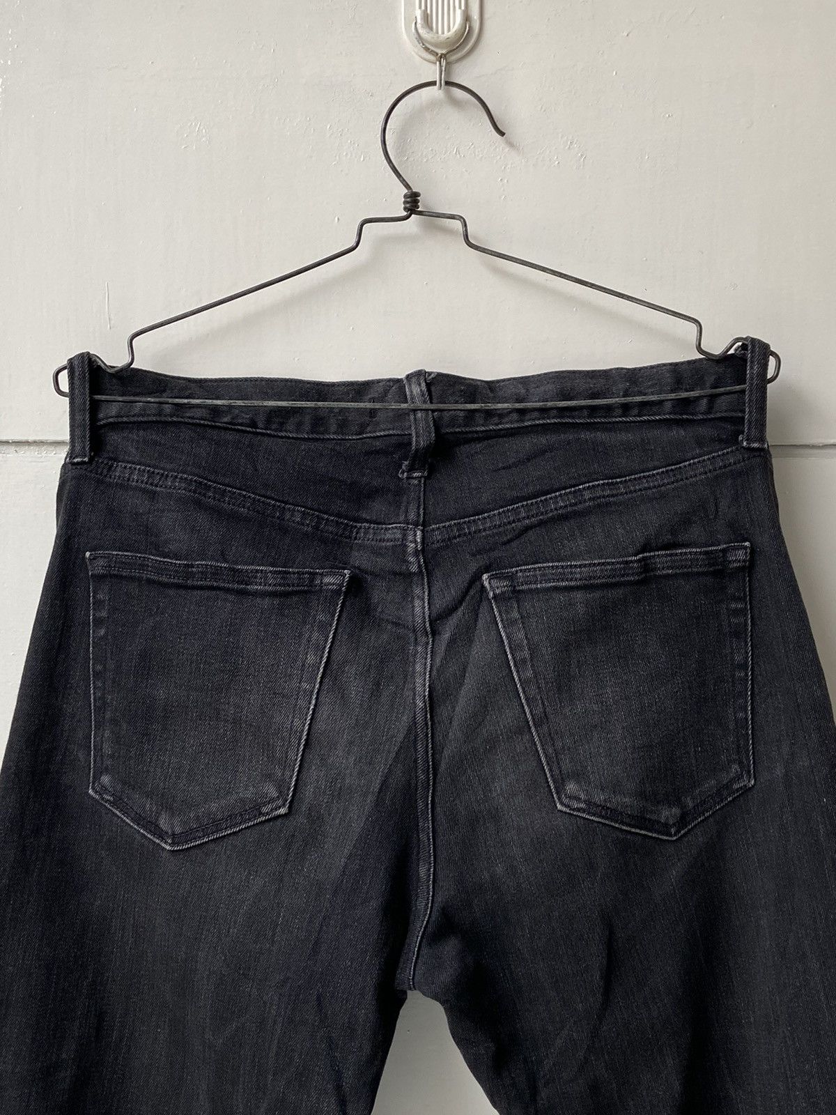 Uniqlo UNIQLO Black Selvedge Denim Size US 32 / EU 48 - 5 Thumbnail