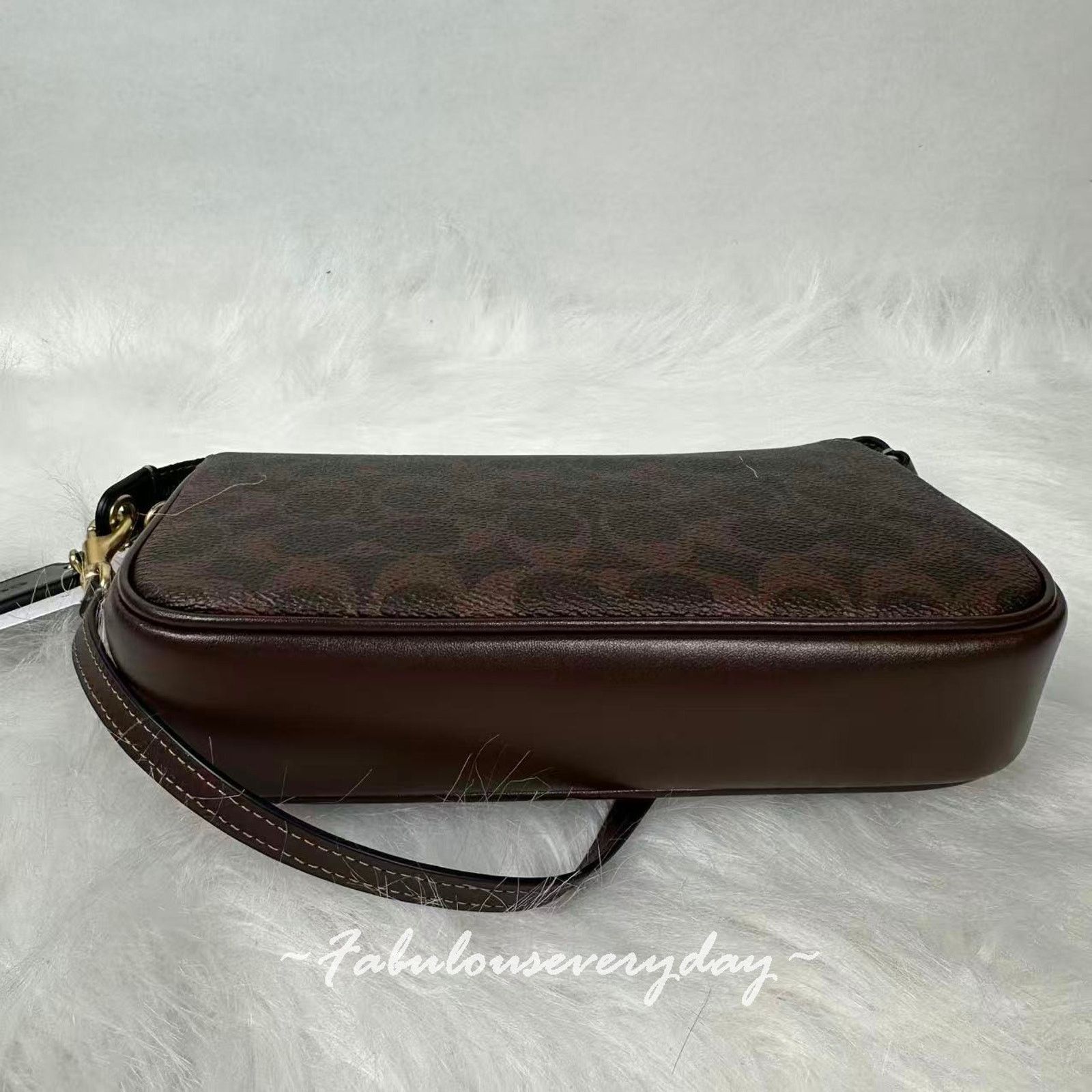 Coach Coach Plaza Bag Wristlet Canvas/Brass/Maple Gift Box Size ONE SIZE - 5 Thumbnail