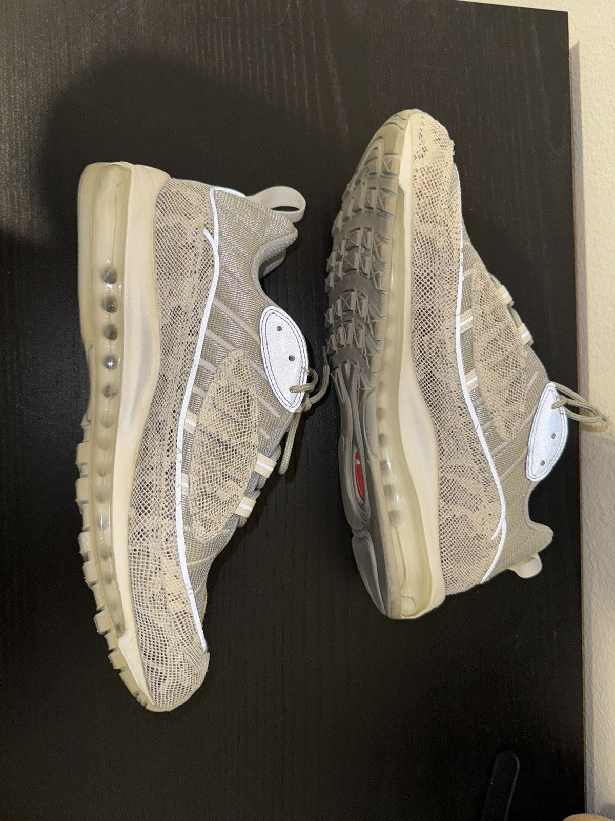 Nike × Supreme Supreme Airmax 98 Size US 12 / EU 45 - 2 Thumbnail