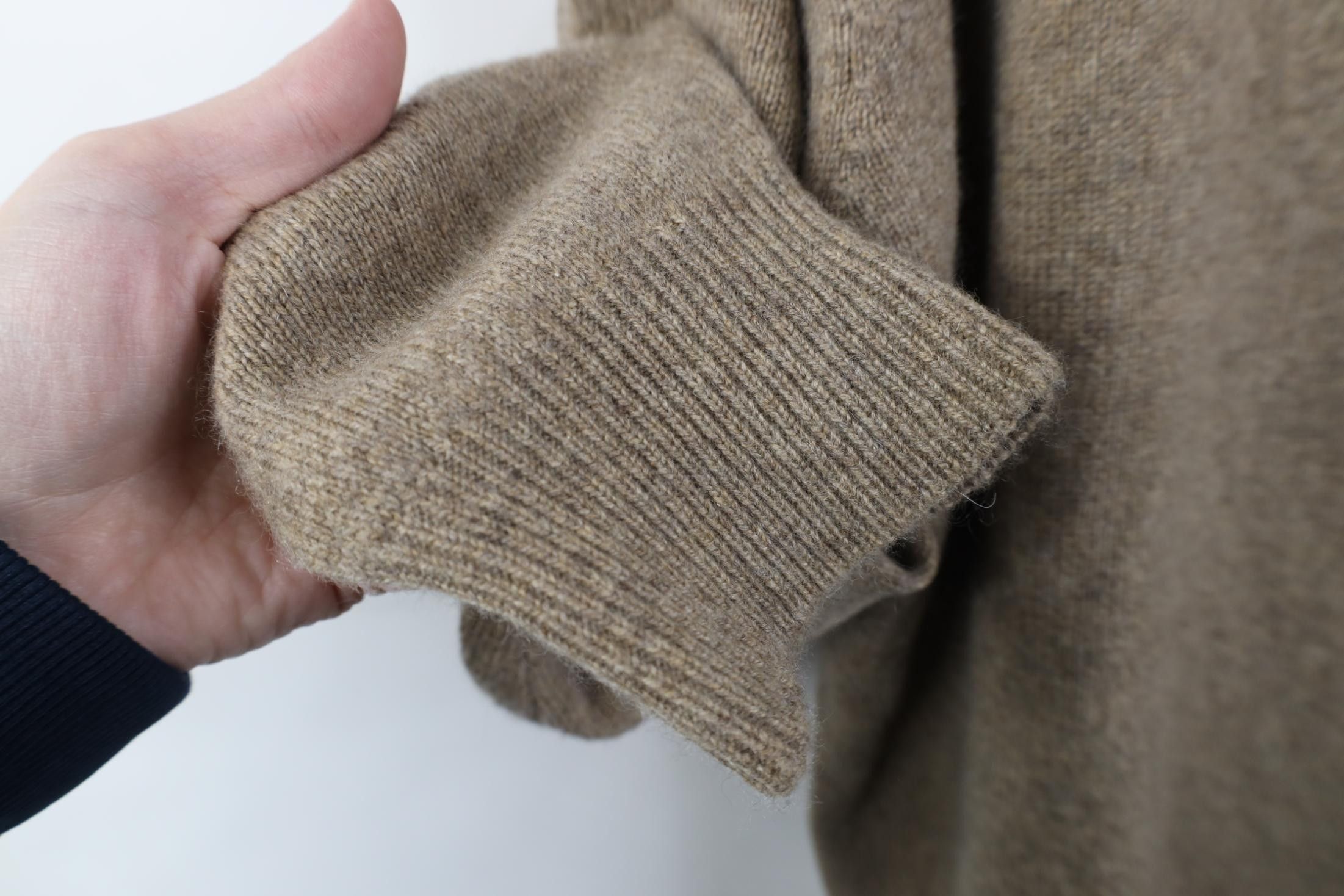 Vintage Vintage 80s 90s Streetwear Cashmere V-Neck Sweater Beige Size US XL / EU 56 / 4 - 6 Thumbnail