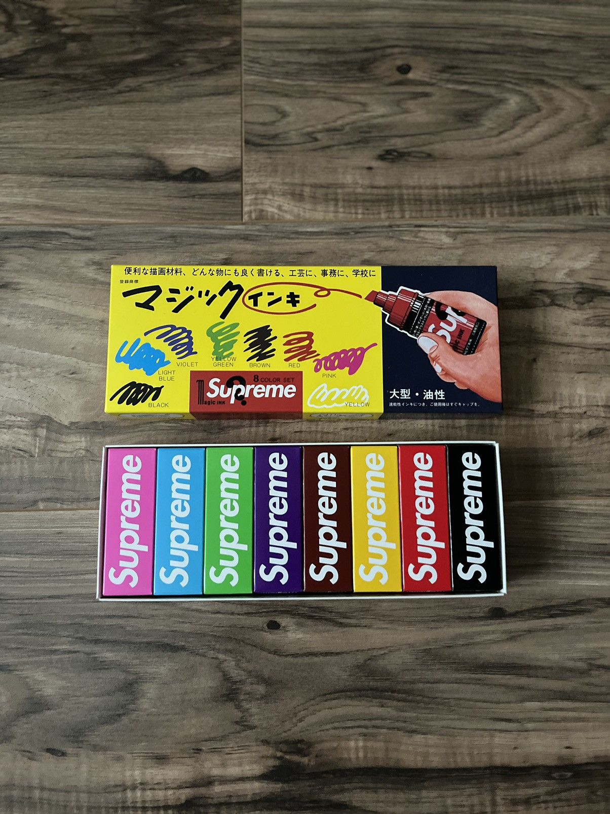 Supreme Magic Ink Markers (Set of 8)