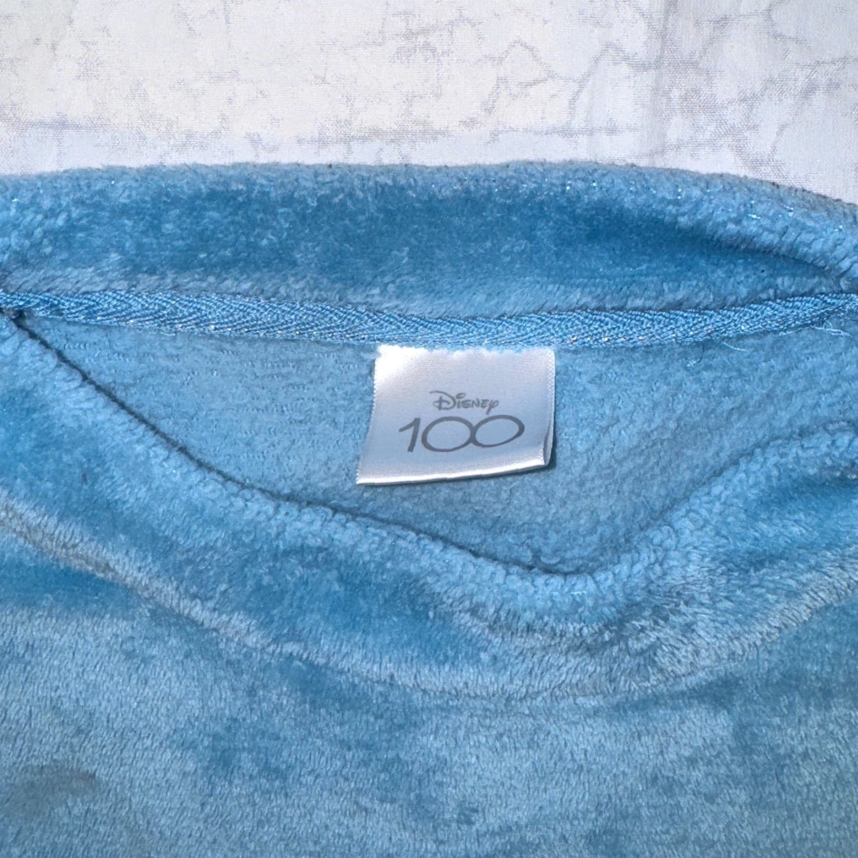 Disney Disney Lilo & Stitch Blue Pajama L 12-14 Fleece Plush Sleepwear Top Size L / US 10 / IT 46 - 2 Thumbnail