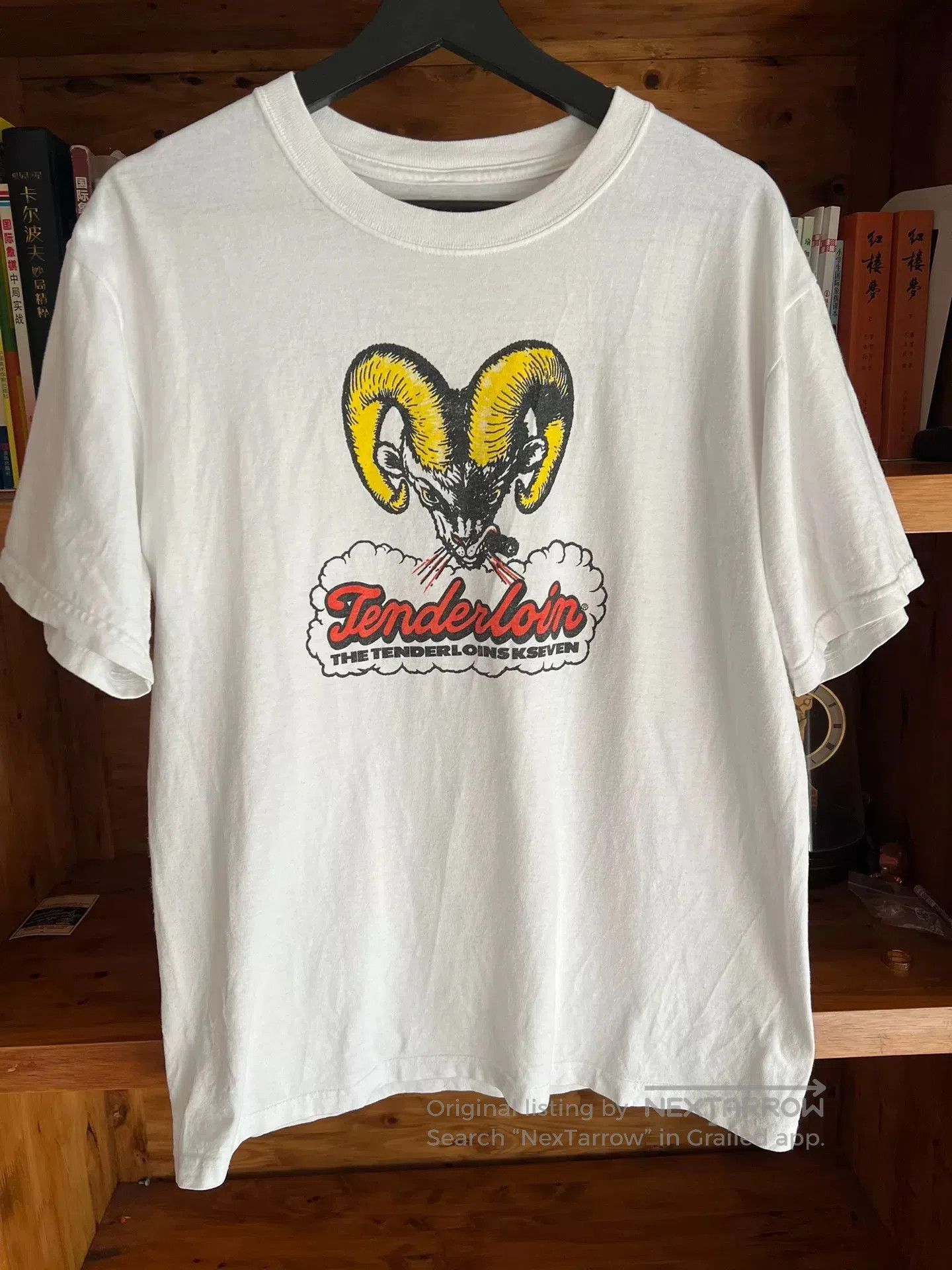 tenderloin white graphic short sleeve t-shirt.