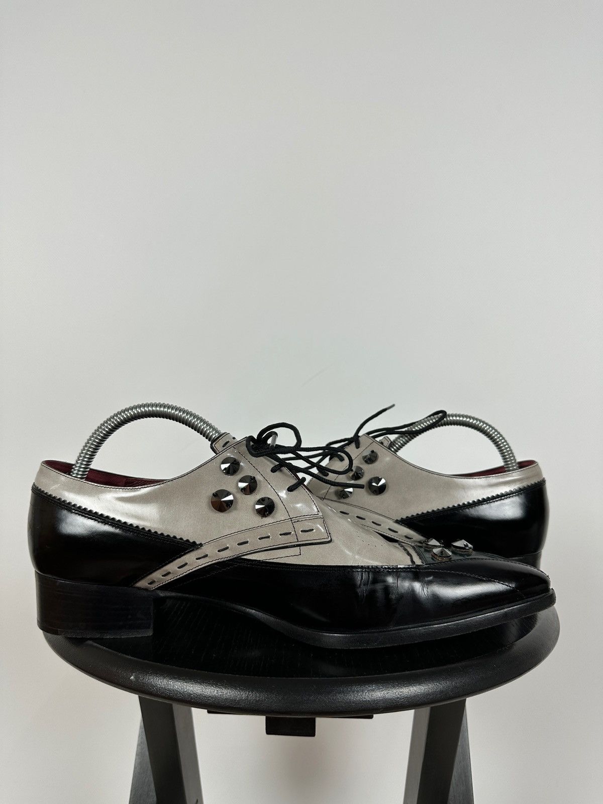 Prada Prada Studded Rhinestone Two-Tone Oxford Dress Leather Shoes Size US 8 / EU 41 - 3 Thumbnail