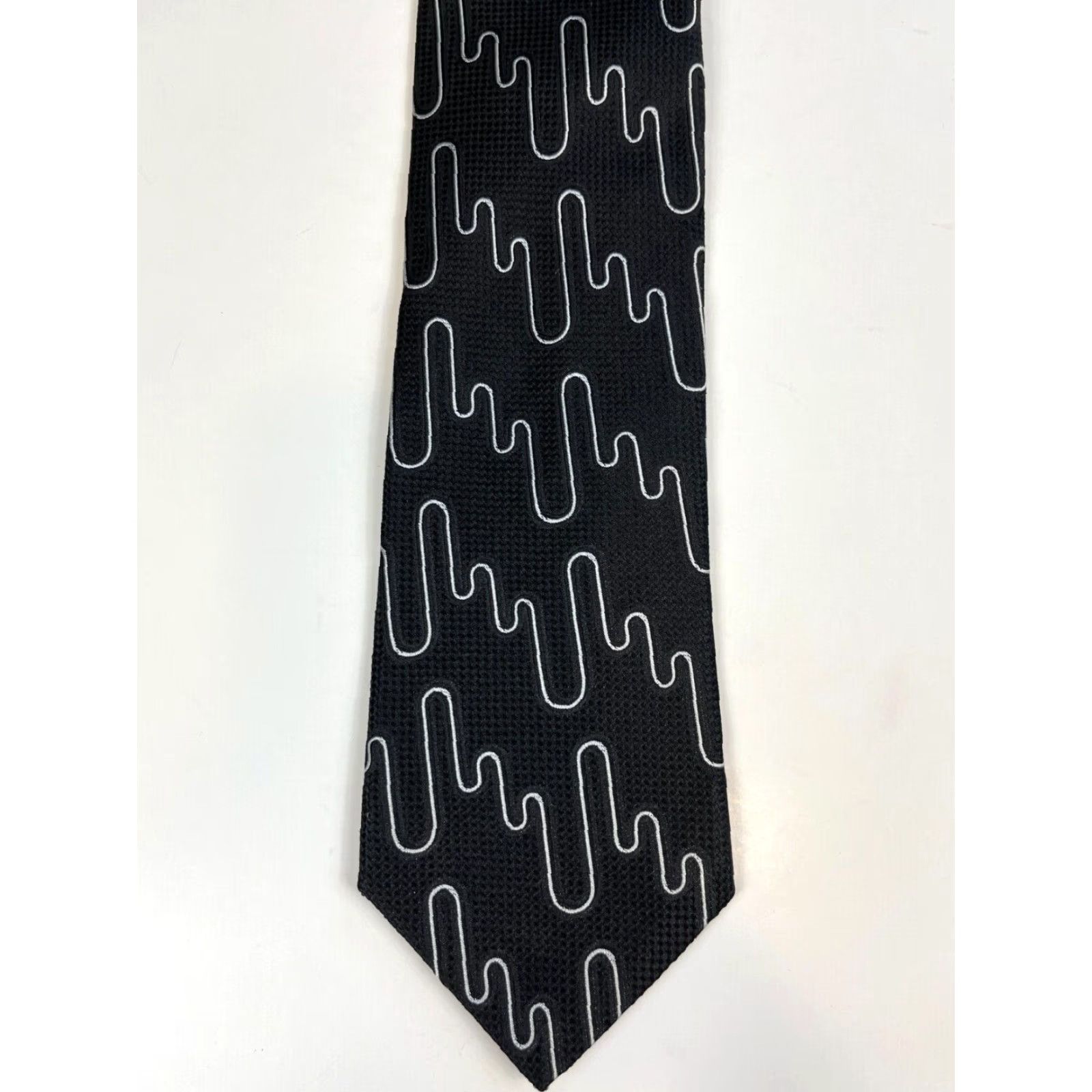 Robert Graham VINTAGE NWT Men's Robert Graham Luxury Silk Tie Abstract Made in USA Size ONE SIZE - 3 Thumbnail