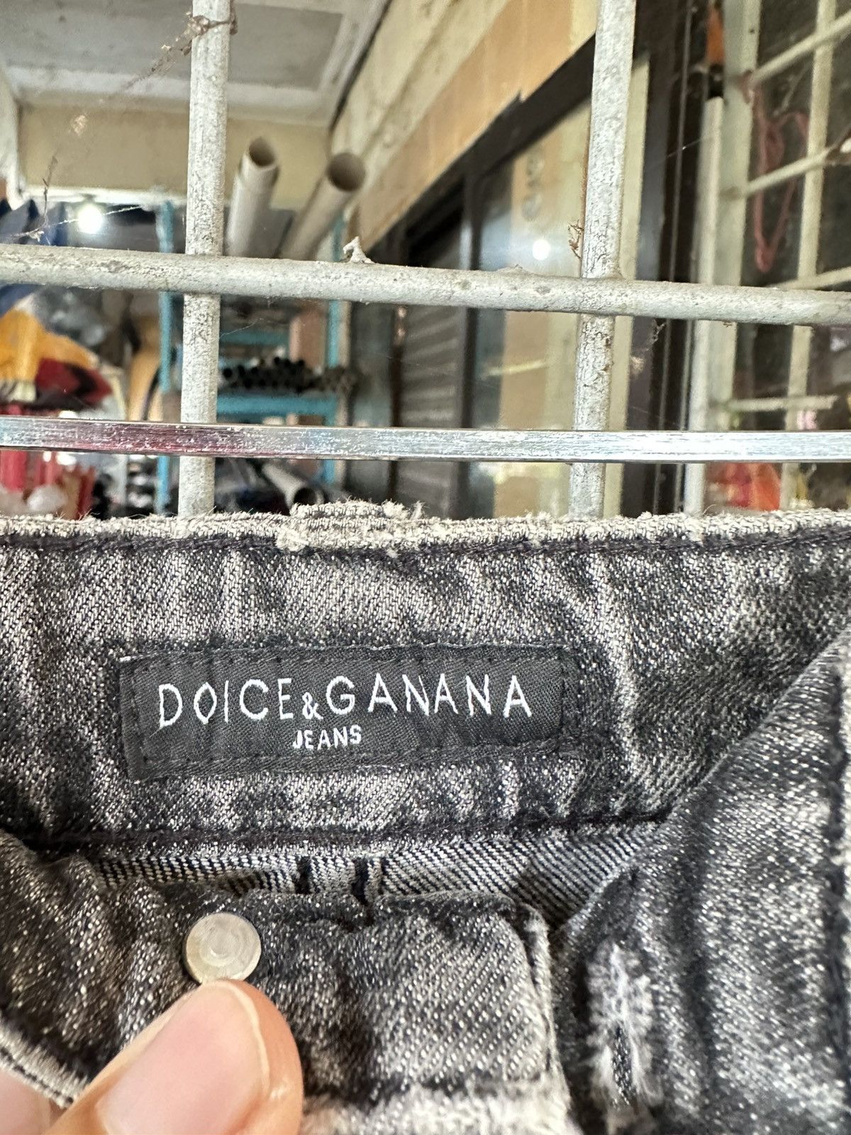 Dolce & Gabbana 👹Vintage Dolce & Gabbana Washed Slim-Fit Jeans Size US 32 / EU 48 - 11 Thumbnail