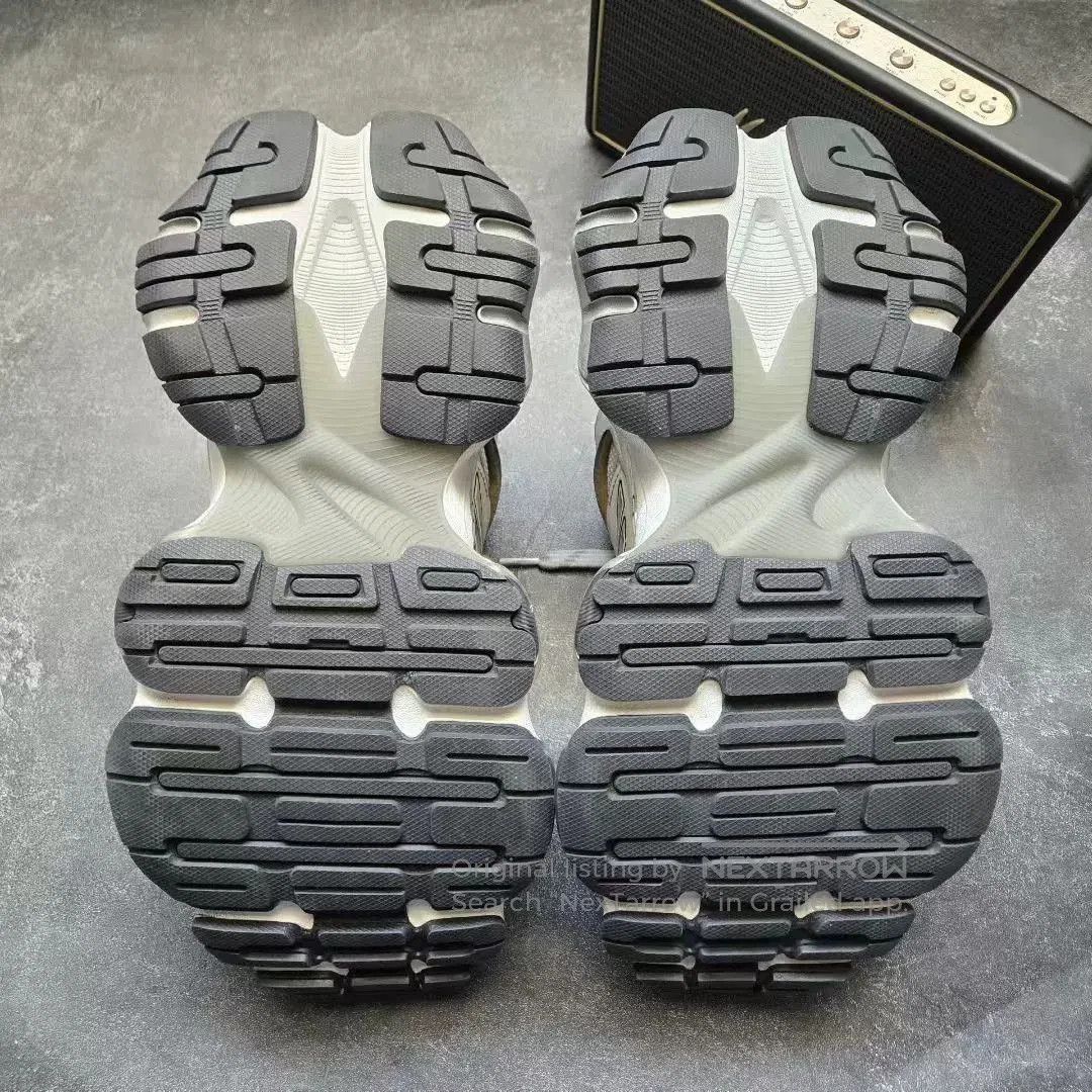 Balenciaga Balenciaga Cargo Sneakers Size 42. Size US 9 / EU 42 - 7 Thumbnail