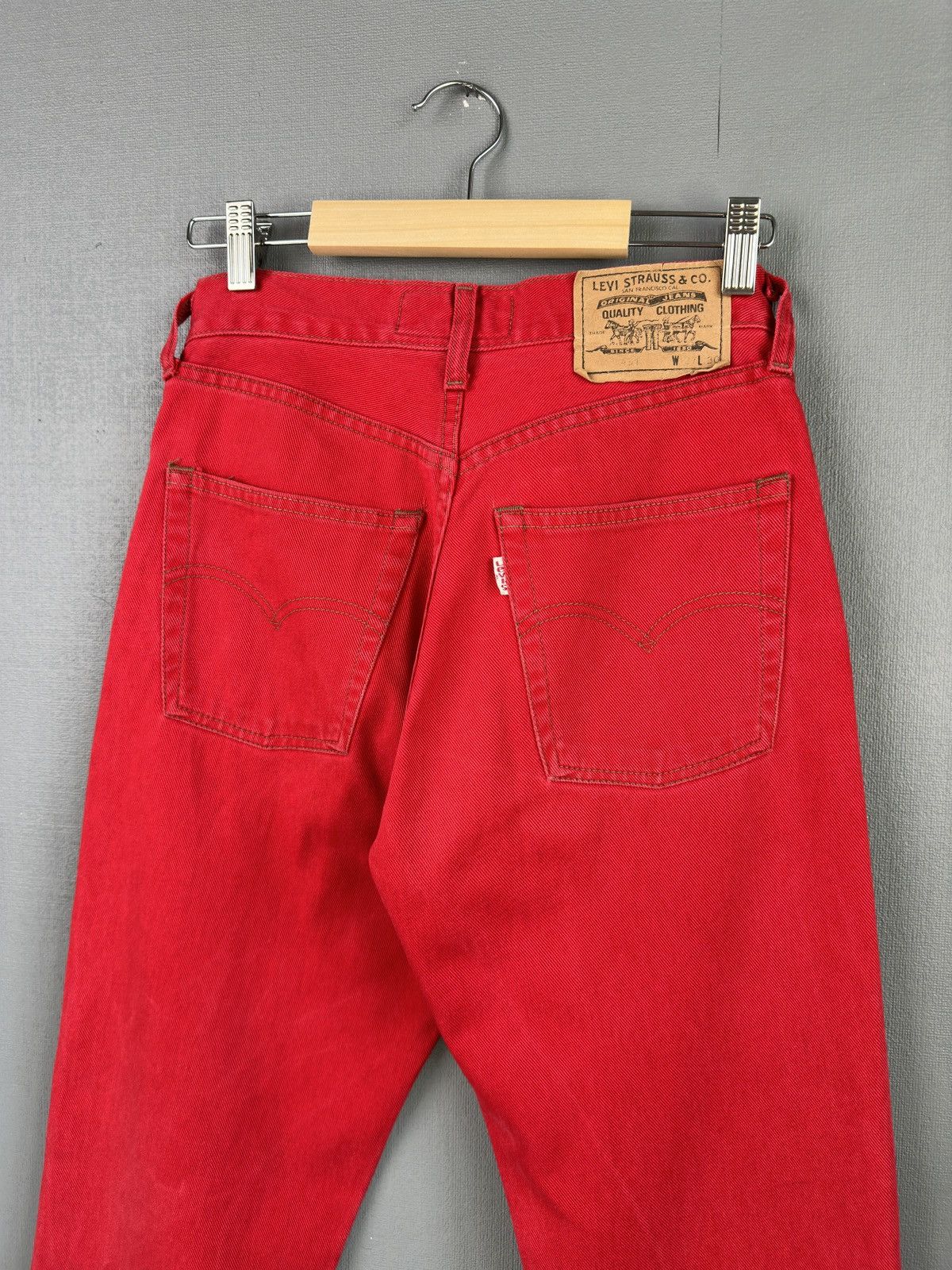 Levi's 90s LEVI’S 451 Baggy Jeans Red Denim made in USA 🇺🇸 Size US 27 - 1 Thumbnail
